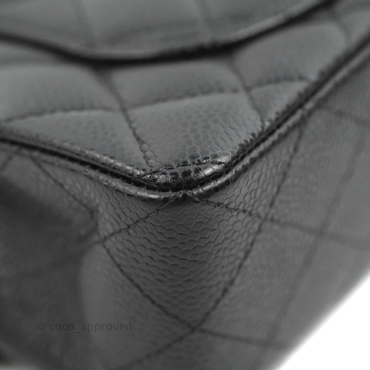 Chanel S/M Small Classic Quilted Flap Black Caviar Gold Hardware
