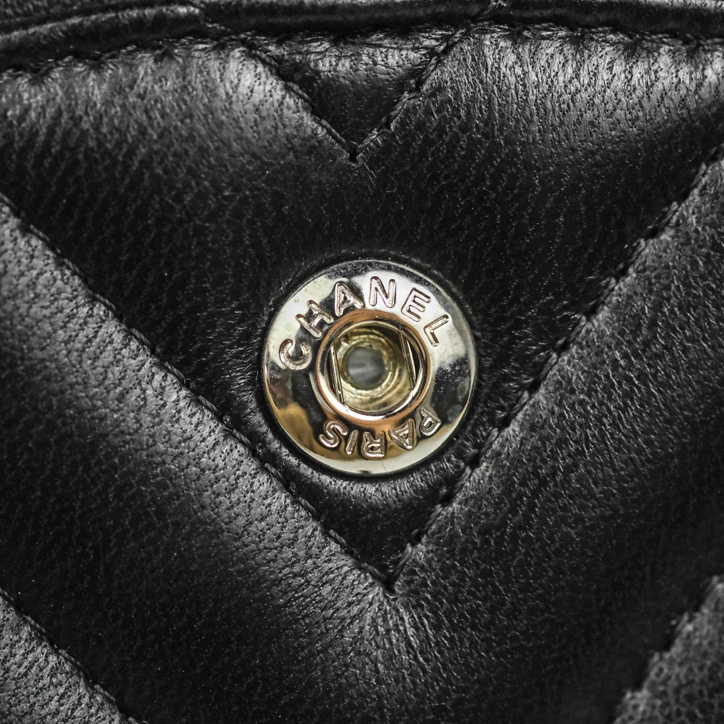 Chanel Jumbo Double Flap So Black Chevron Lambskin Black Hardware⁣⁣
