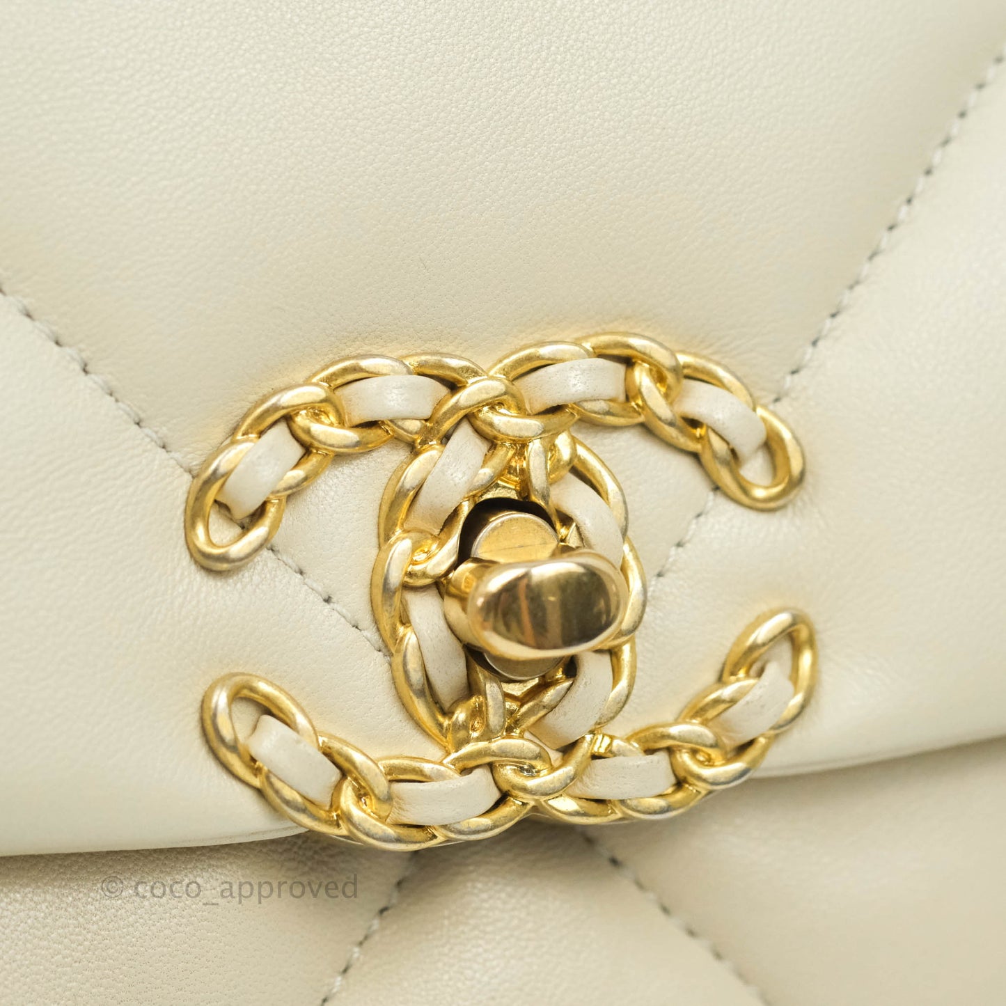 Chanel 19 Small Light Beige Lambskin Mixed Hardware 21C