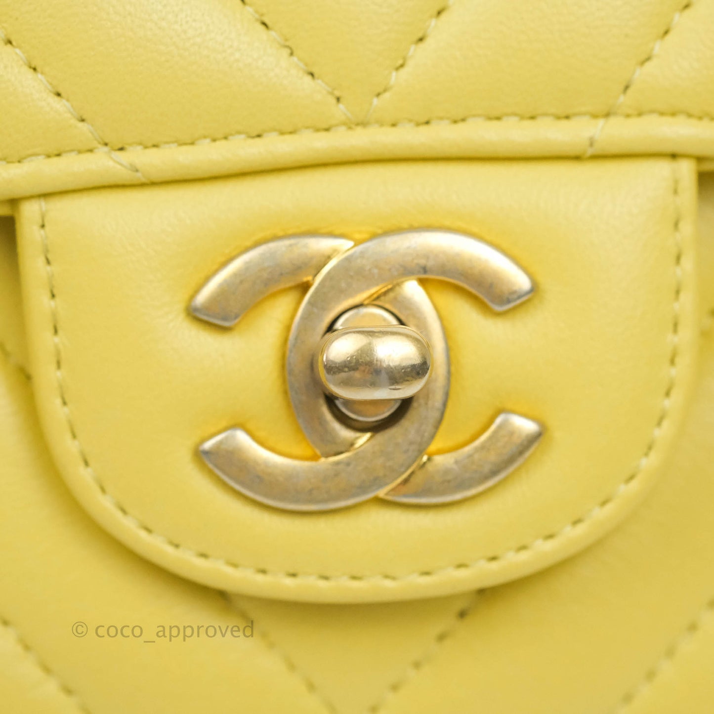 Chanel Classic M/L Medium Flap Chevron Yellow Lambskin Gold Hardware