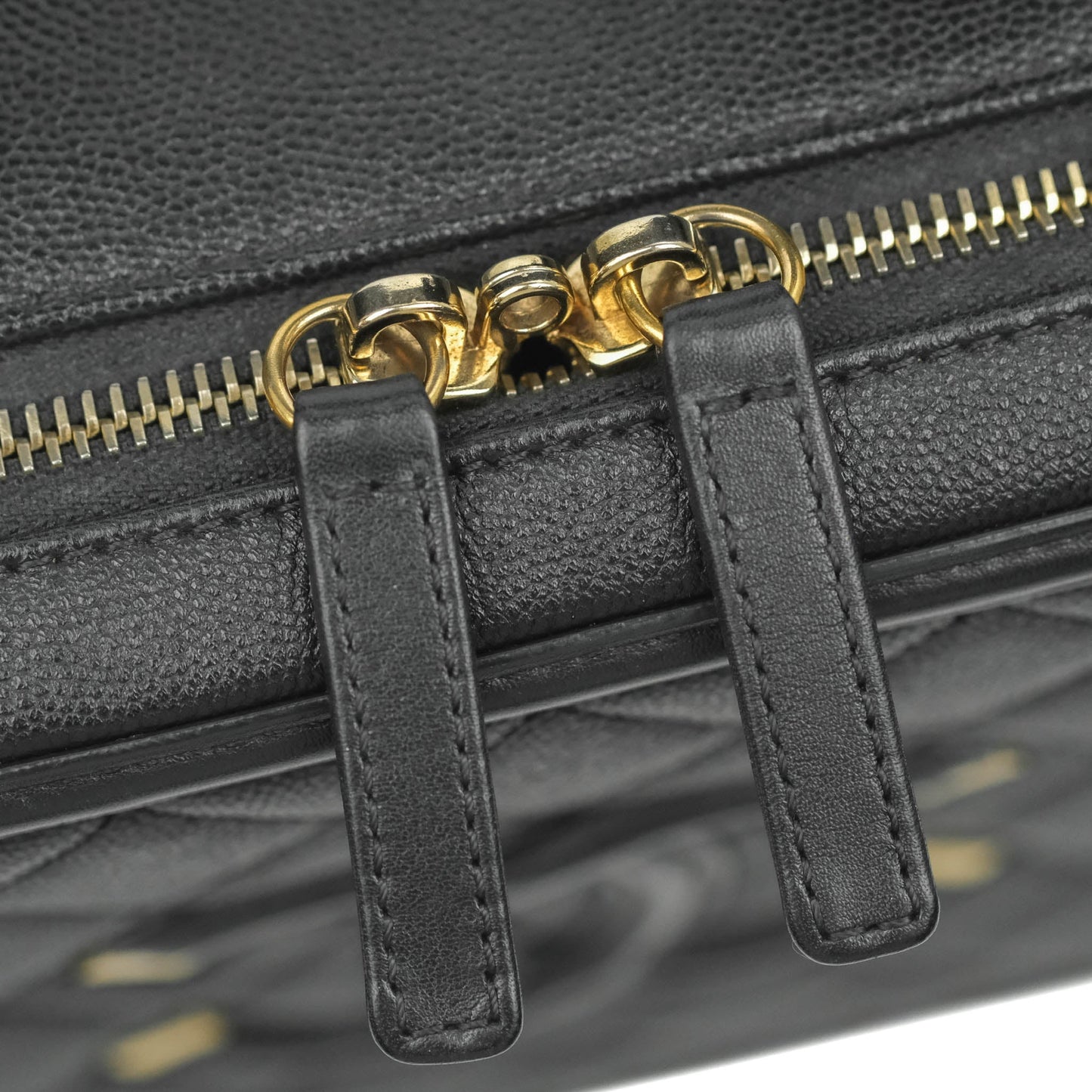 Chanel Quilted Medium CC Filigree Vanity Case Black Caviar Gold Hardware