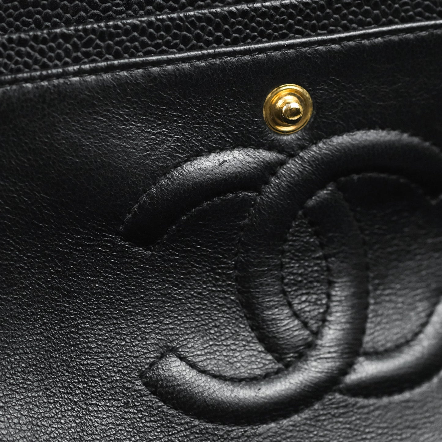 Chanel Quilted Classic M/L Medium Flap Black Caviar Gold Hardware