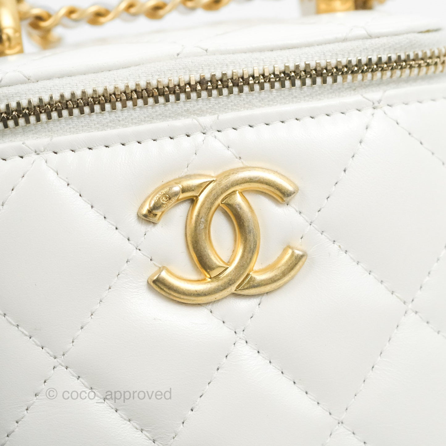 Chanel Quilted Mini Perfect Fit Vanity With Chain White Calfskin Aged Gold Hardware