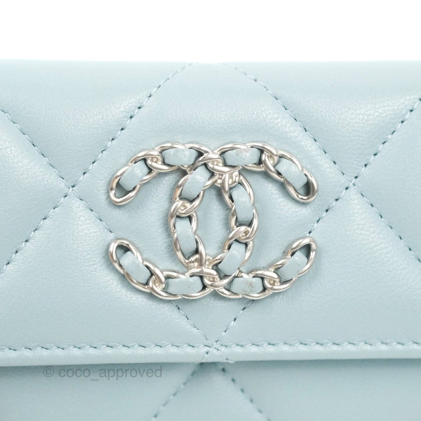 Chanel 19 Quilted Flap Card Holder Light Blue Lambskin