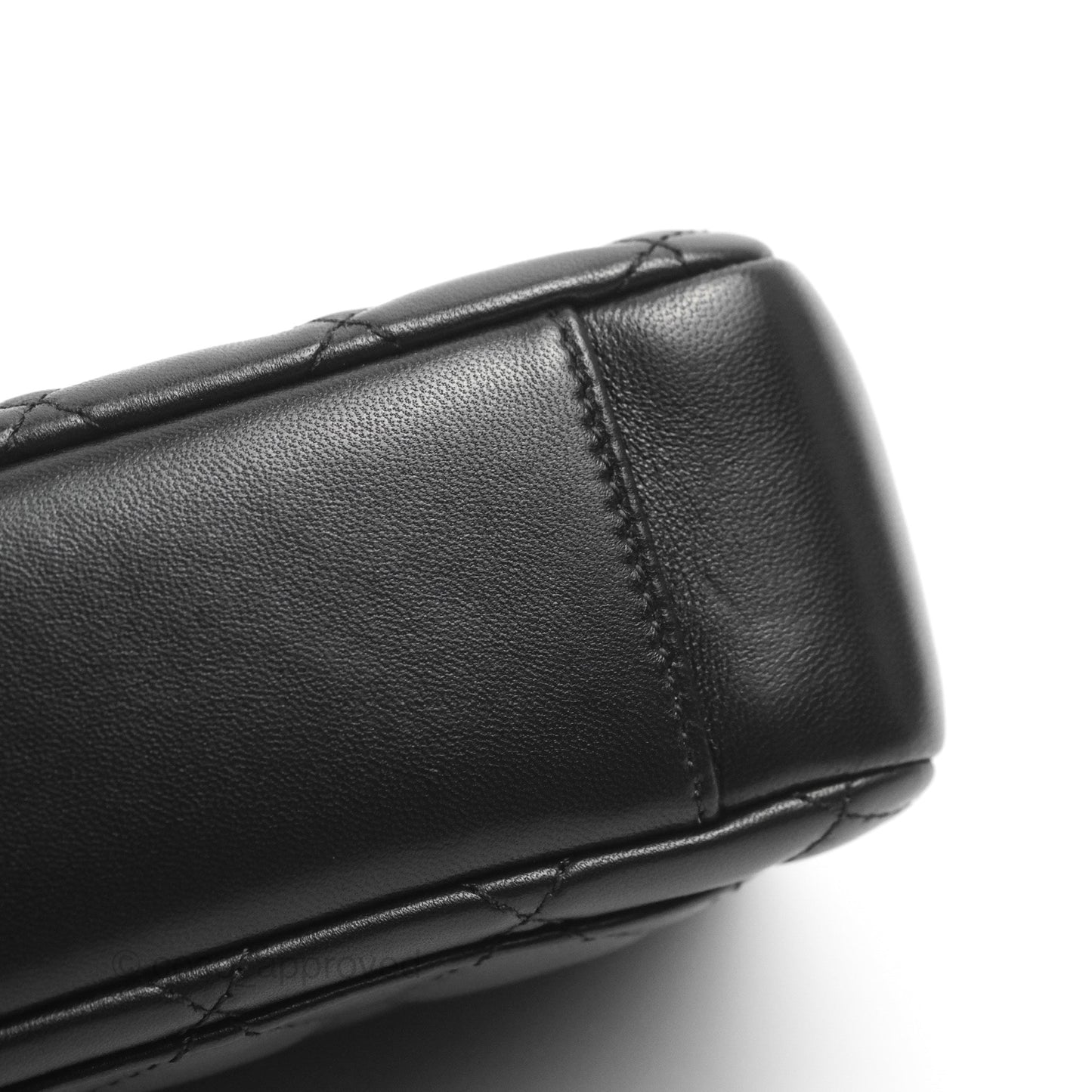 Chanel Quilted CC Pearl Crush Camera Case Black Lambskin Gold Hardware