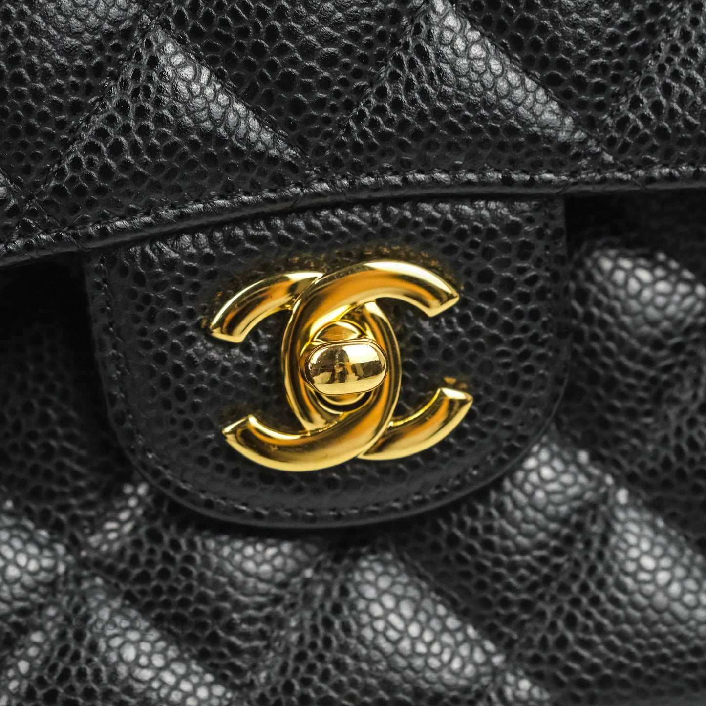 Chanel S/M Small Classic Quilted Flap Black Caviar Gold Hardware