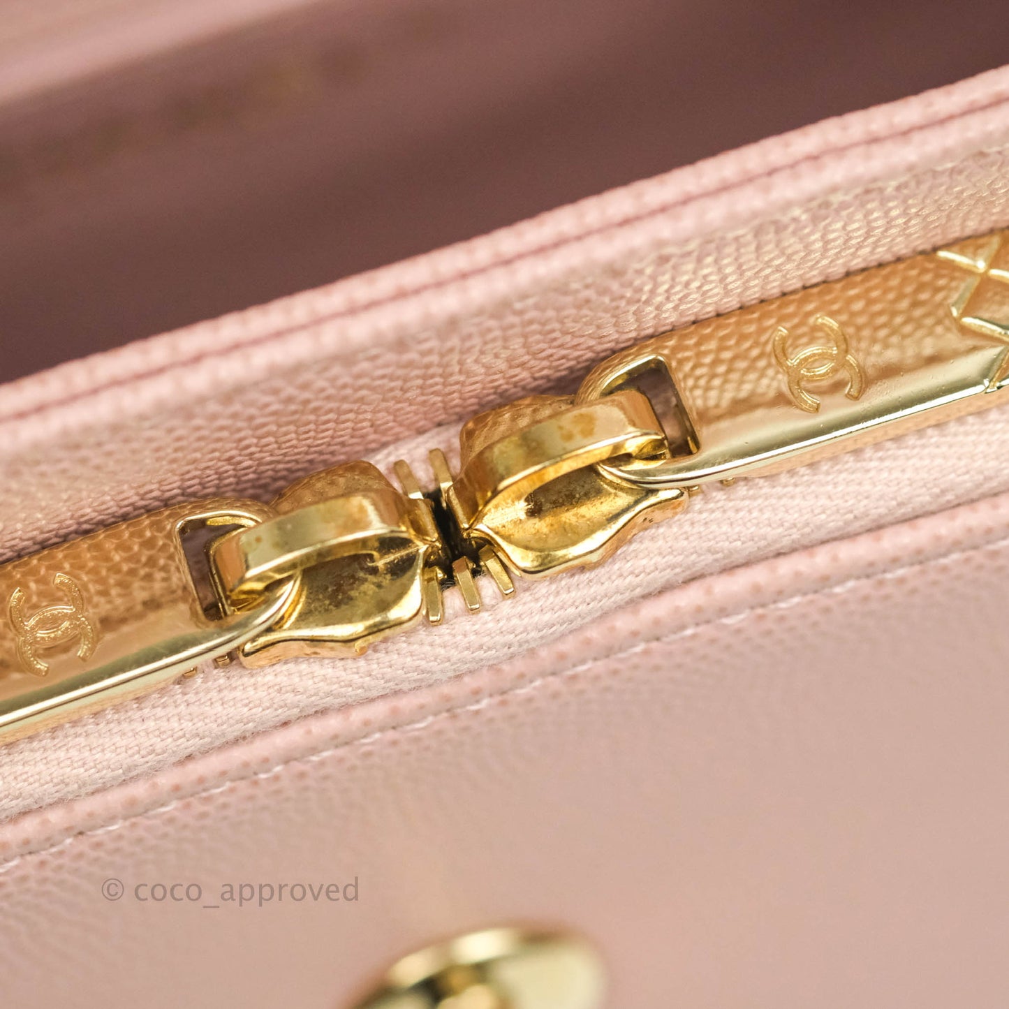 Chanel Quilted Small Business Affinity Flap Pink Caviar Gold Hardware