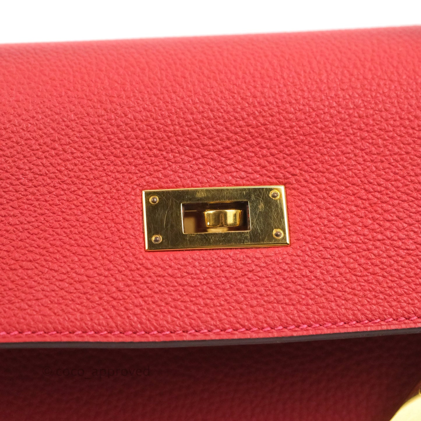 Hermès Retourne Taurillon Kelly 28 Rouge Pivoine Clemence Gold Hardware