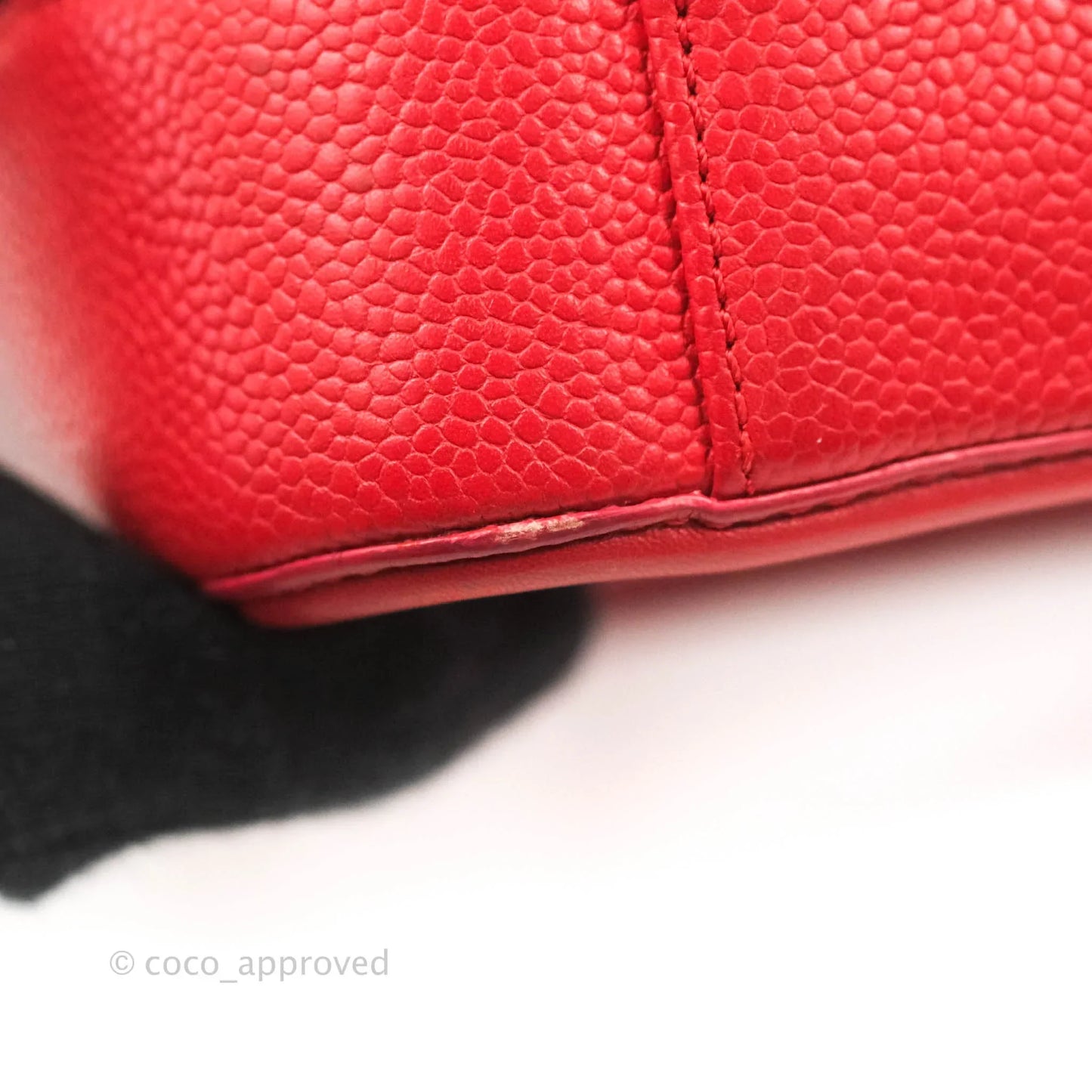 Chanel Quilted Medium CC Filigree Vanity Case Red Caviar Gold Hardware