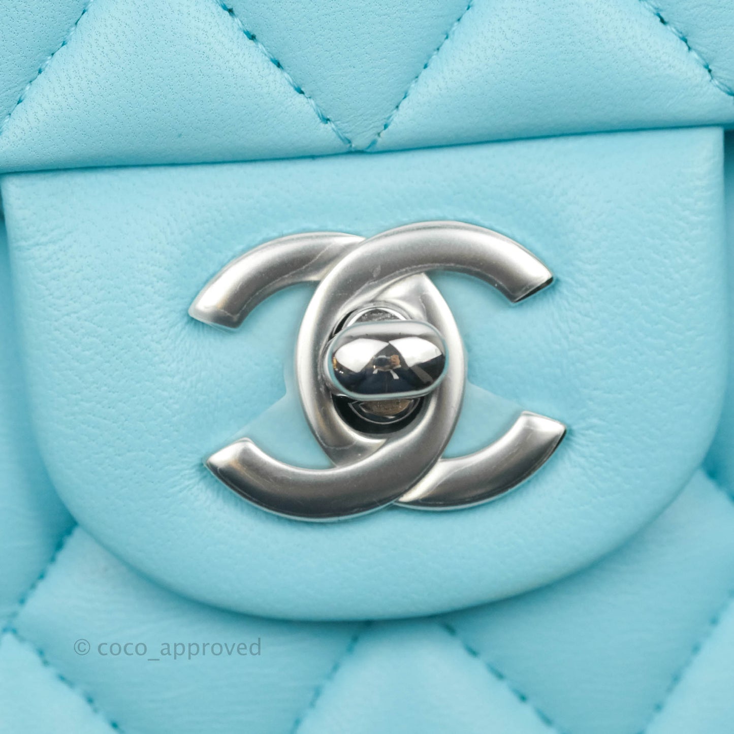 Chanel Classic M/L Medium Double Flap Tiffany Neon Blue Lambskin Silver Hardware 21S