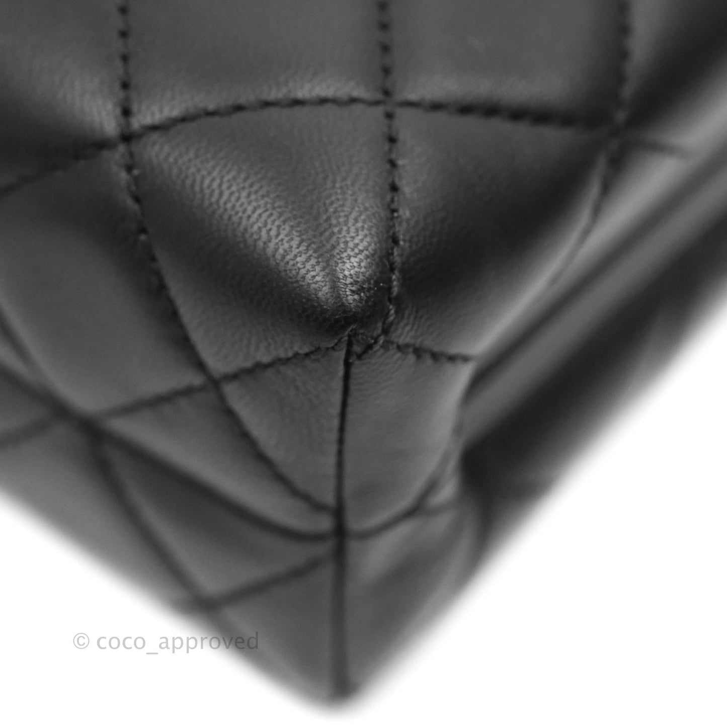 Chanel Quilted CC Kisslock Box With Chain Black Lambskin Ruthenium Hardware