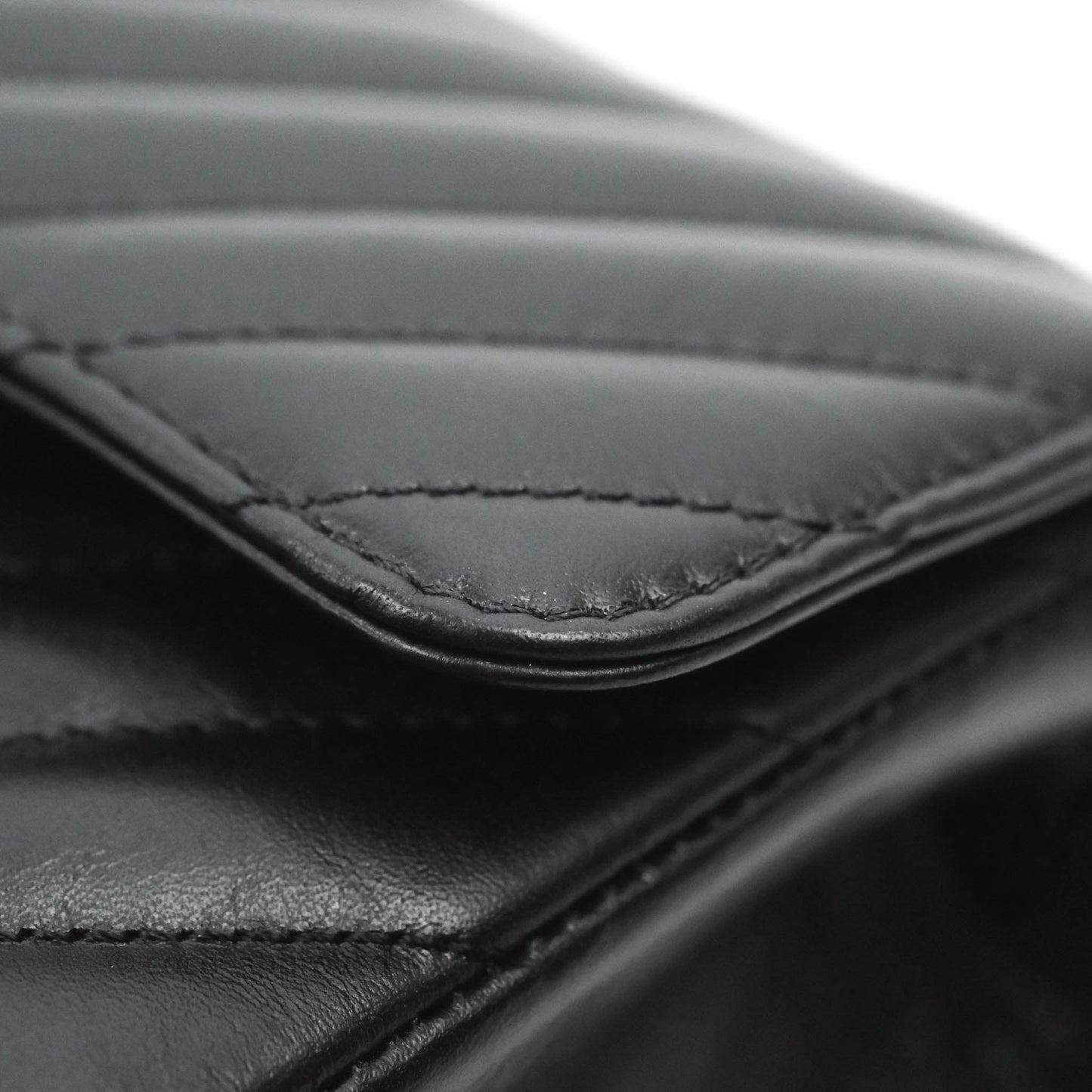 Chanel Mini Reissue 224 So Black Chevron Calfskin Black Hardware
