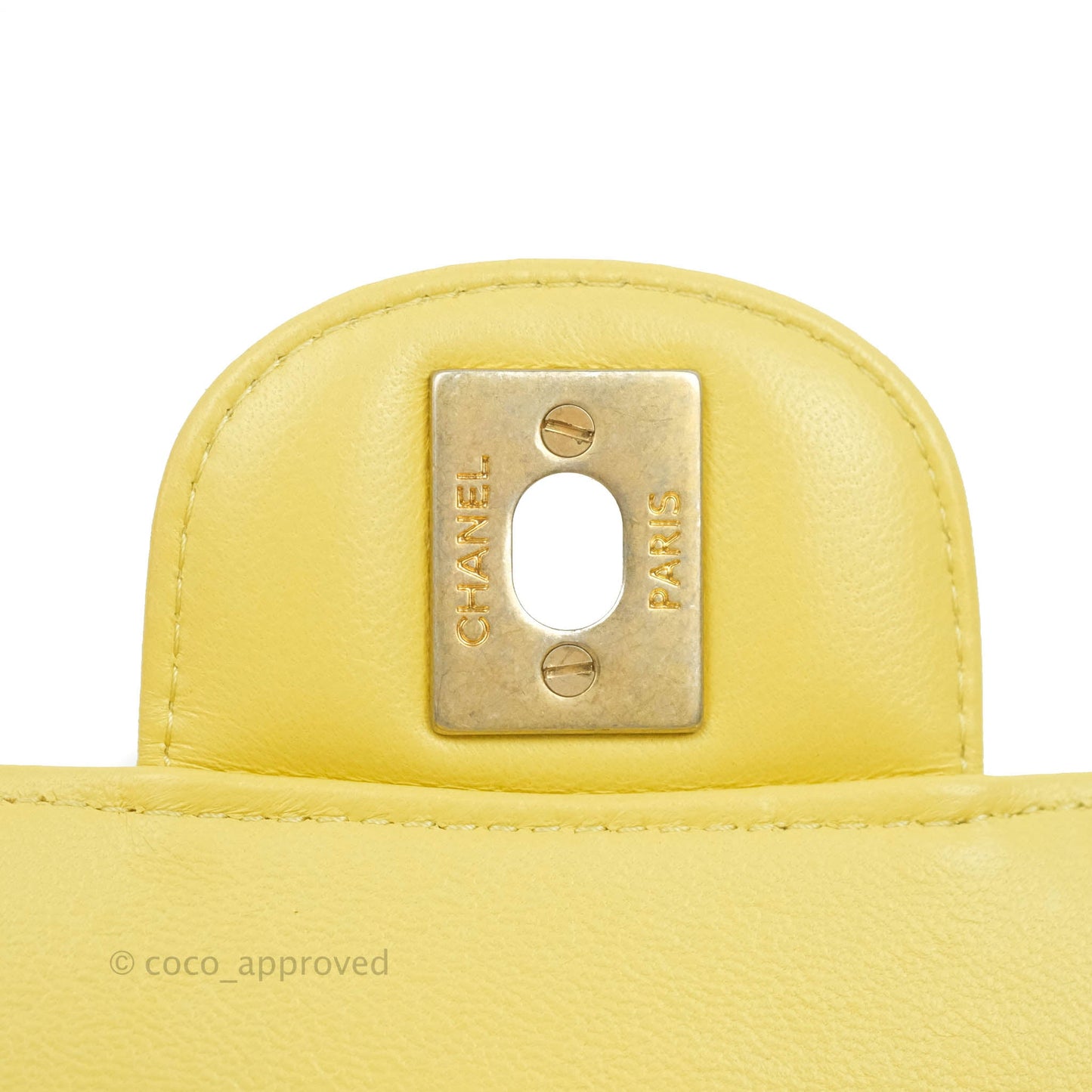 Chanel Classic M/L Medium Flap Chevron Yellow Lambskin Gold Hardware