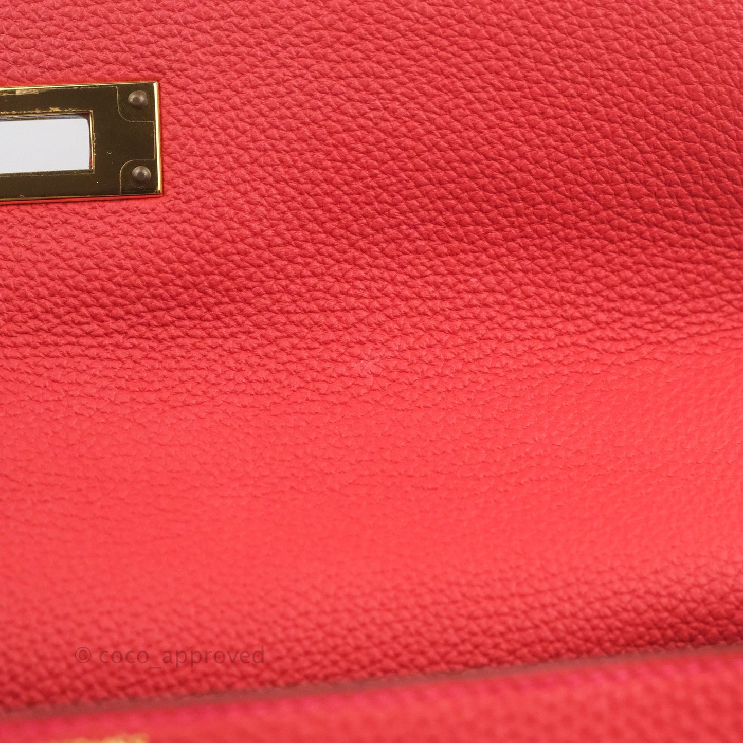 Hermès Retourne Taurillon Kelly 28 Rouge Pivoine Clemence Gold Hardware