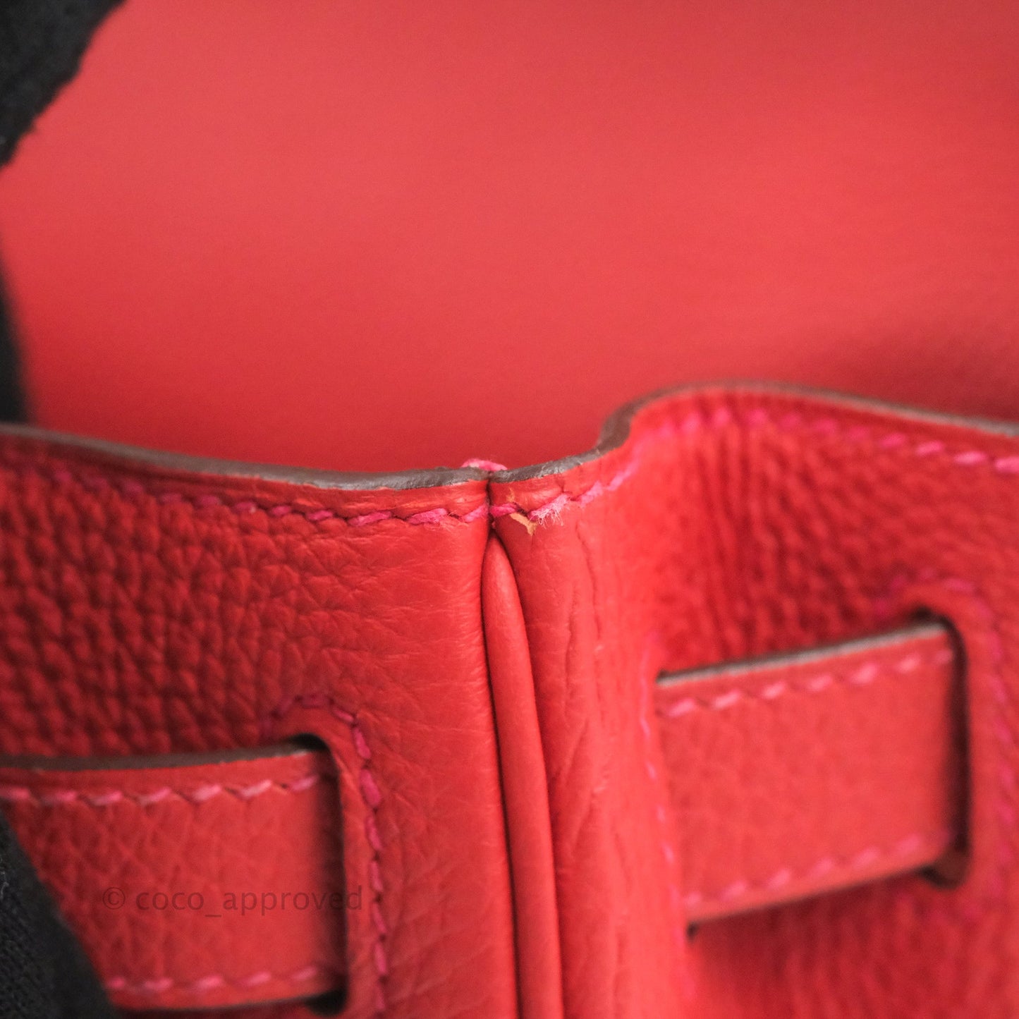 Hermès Retourne Taurillon Kelly 28 Rouge Pivoine Clemence Gold Hardware