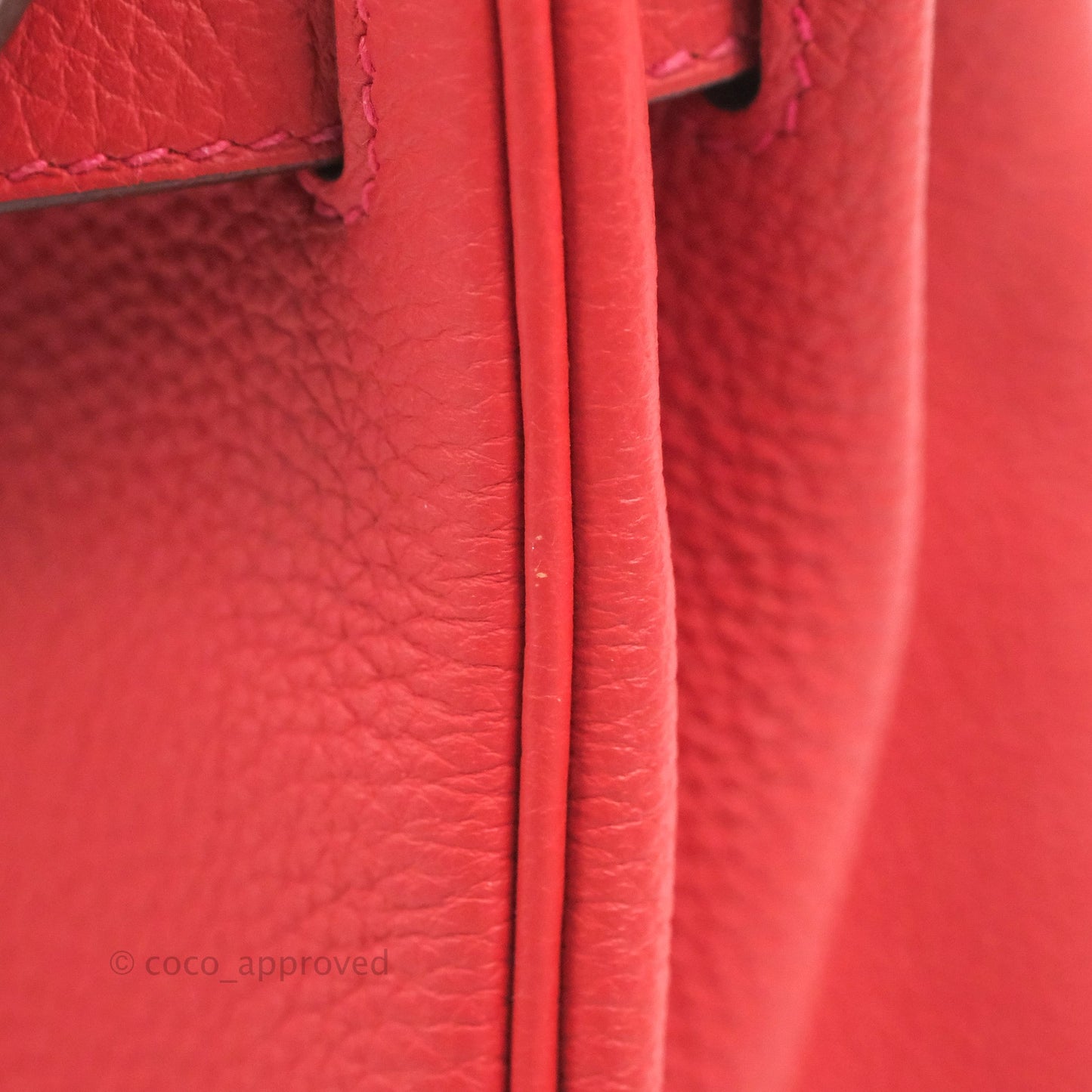 Hermès Retourne Taurillon Kelly 28 Rouge Pivoine Clemence Gold Hardware