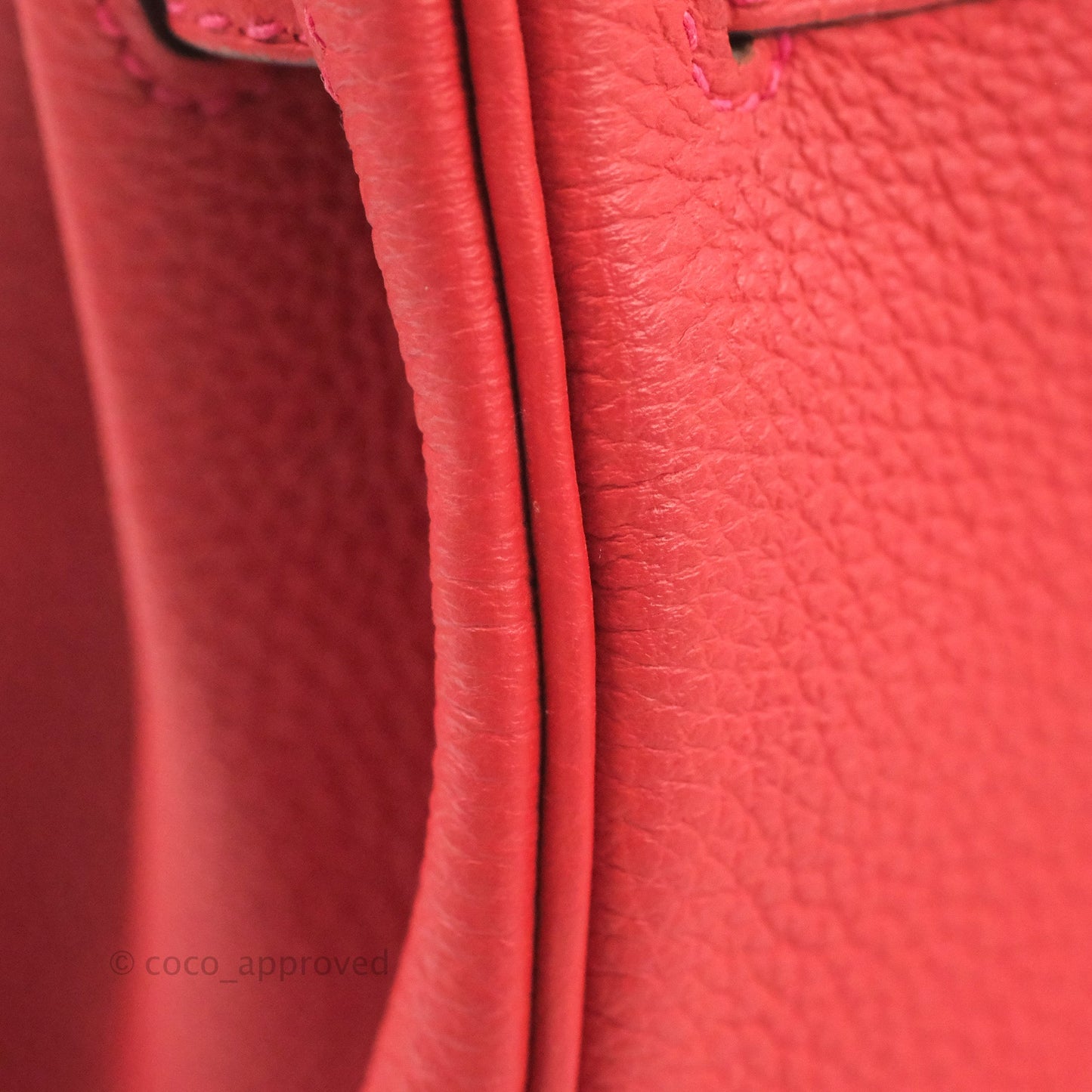 Hermès Retourne Taurillon Kelly 28 Rouge Pivoine Clemence Gold Hardware