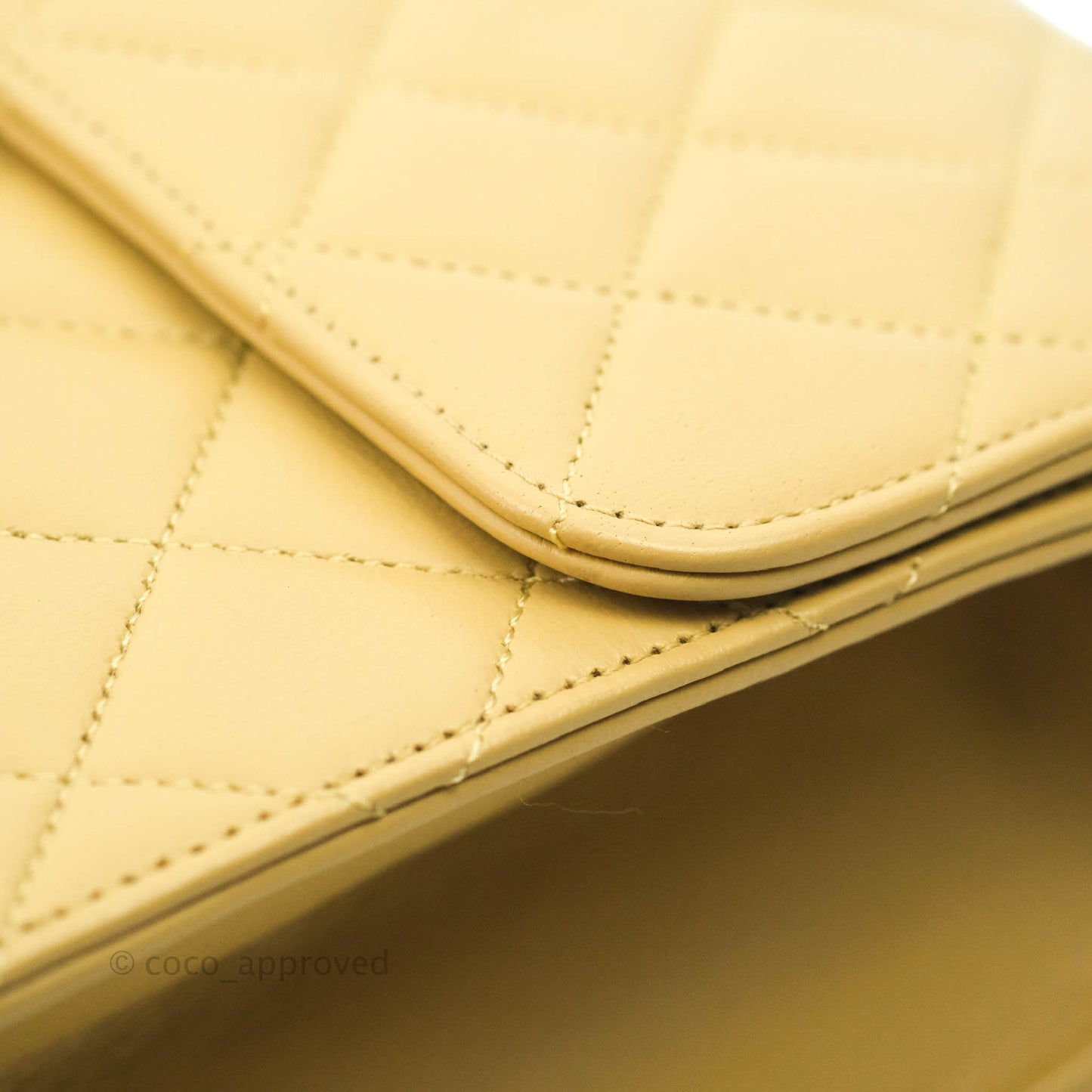 Chanel Vintage Single Flap Beige Lambskin 24K Gold Hardware