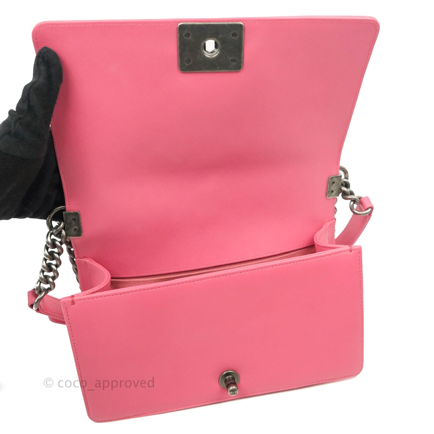 Chanel Medium Boy Chevron Pink Calfskin Ruthenium Hardware