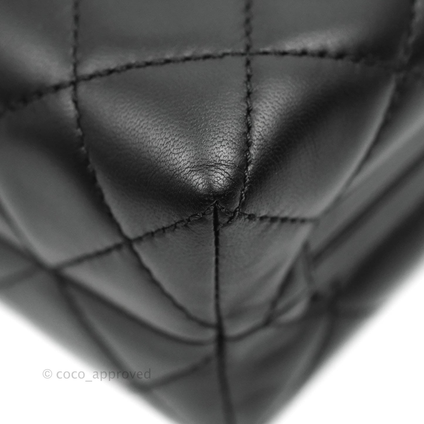 Chanel Quilted CC Kisslock Box With Chain Black Lambskin Ruthenium Hardware