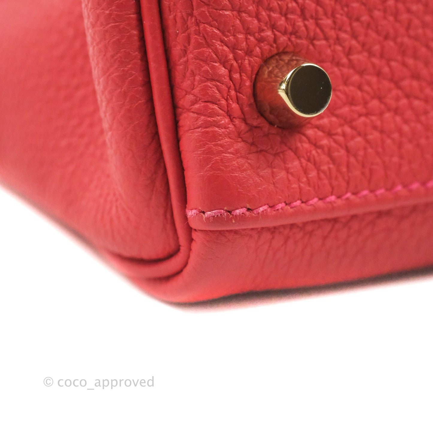 Hermès Retourne Taurillon Kelly 28 Rouge Pivoine Clemence Gold Hardware