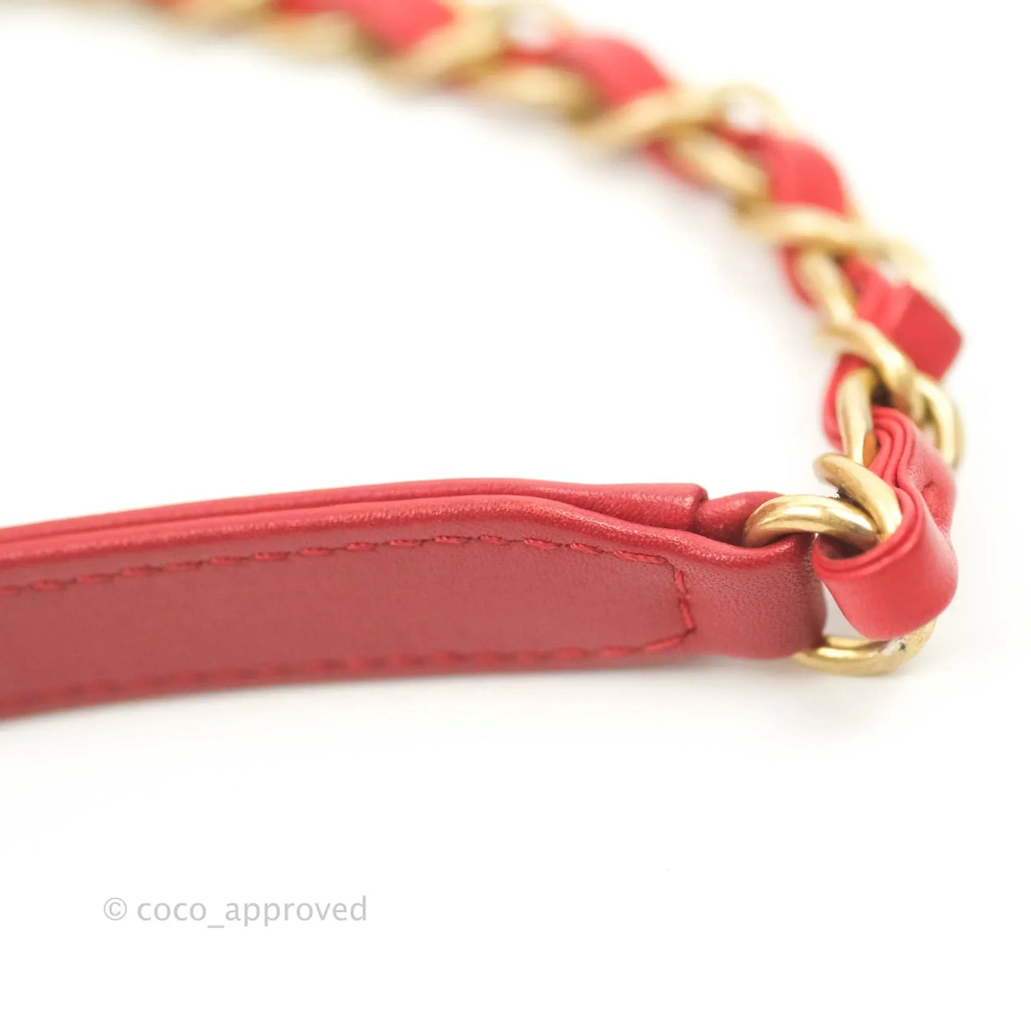 Chanel Quilted Medium CC Filigree Vanity Case Red Caviar Gold Hardware