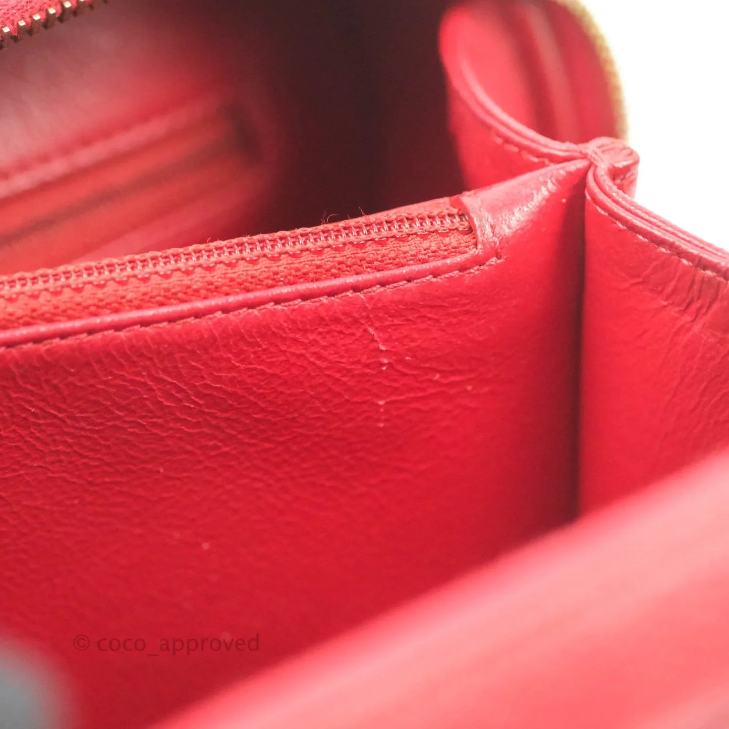 Chanel Quilted Medium CC Filigree Vanity Case Red Caviar Gold Hardware