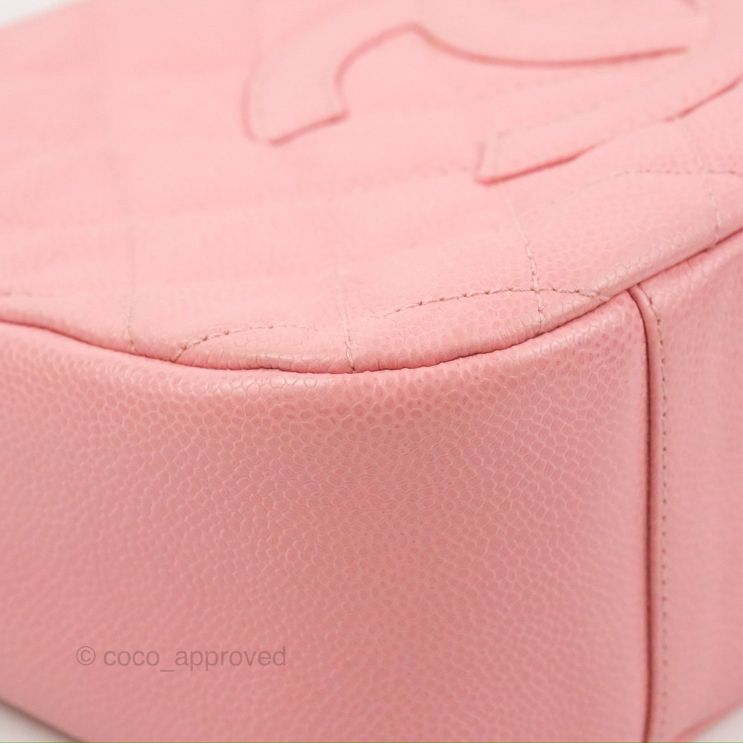 Chanel Vintage CC Quilted Shoulder Bag Pink Caviar Gold Hardware