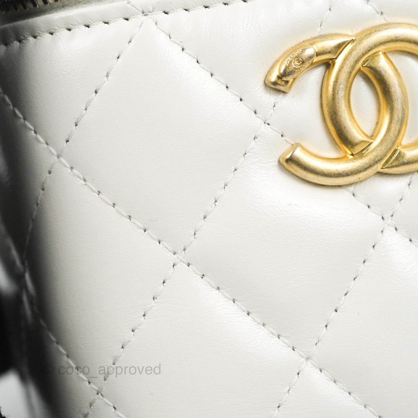 Chanel Quilted Mini Perfect Fit Vanity With Chain White Calfskin Aged Gold Hardware