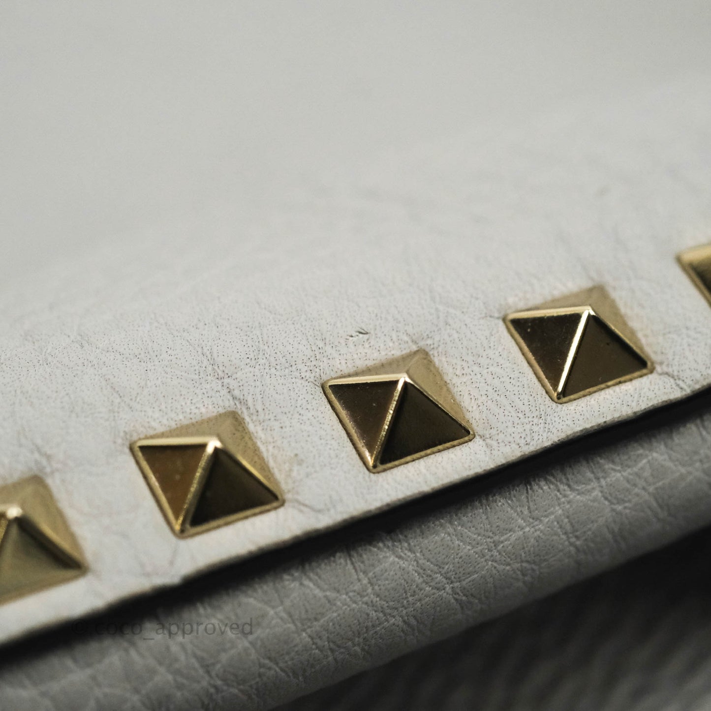 Valentino Garavani Medium Rockstud Bag Grey Grainy Calfskin