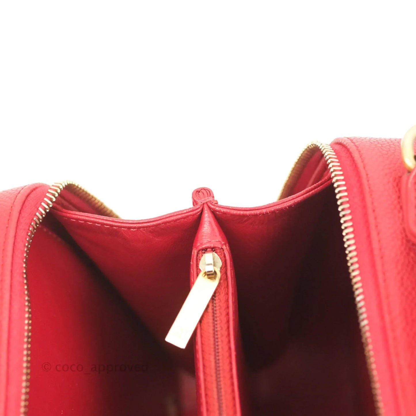 Chanel Quilted Medium CC Filigree Vanity Case Red Caviar Gold Hardware