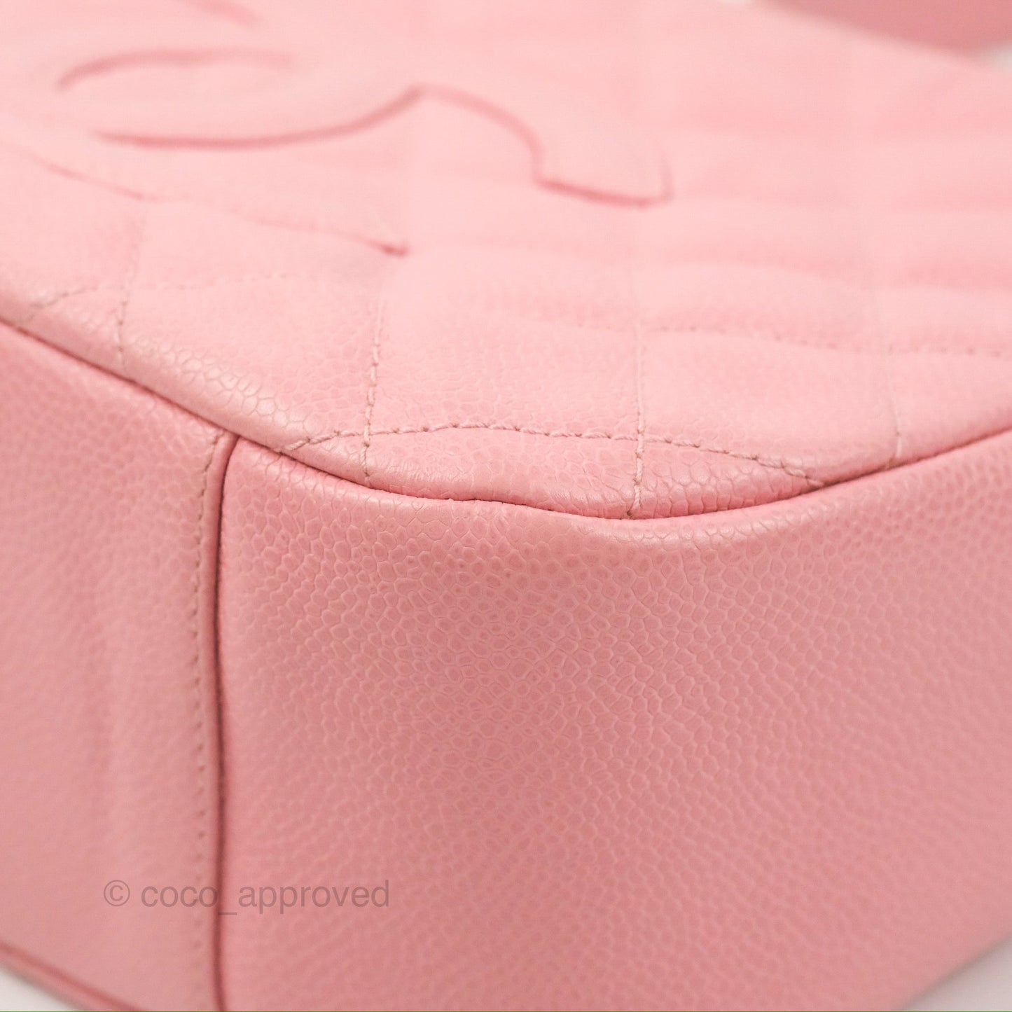 Chanel Vintage CC Quilted Shoulder Bag Pink Caviar Gold Hardware