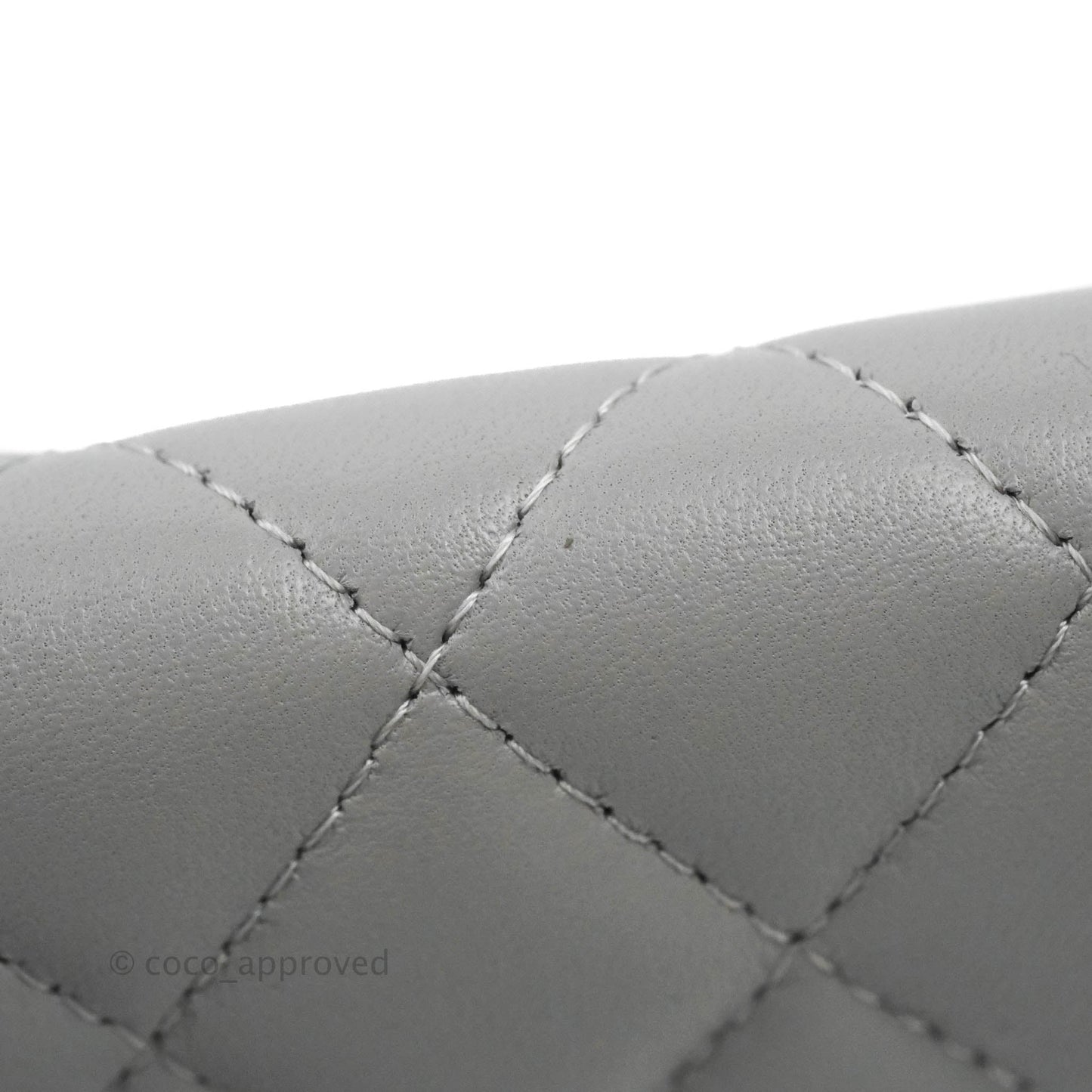 Chanel Quilted Flap Card Holder Grey Lambskin Silver Hardware