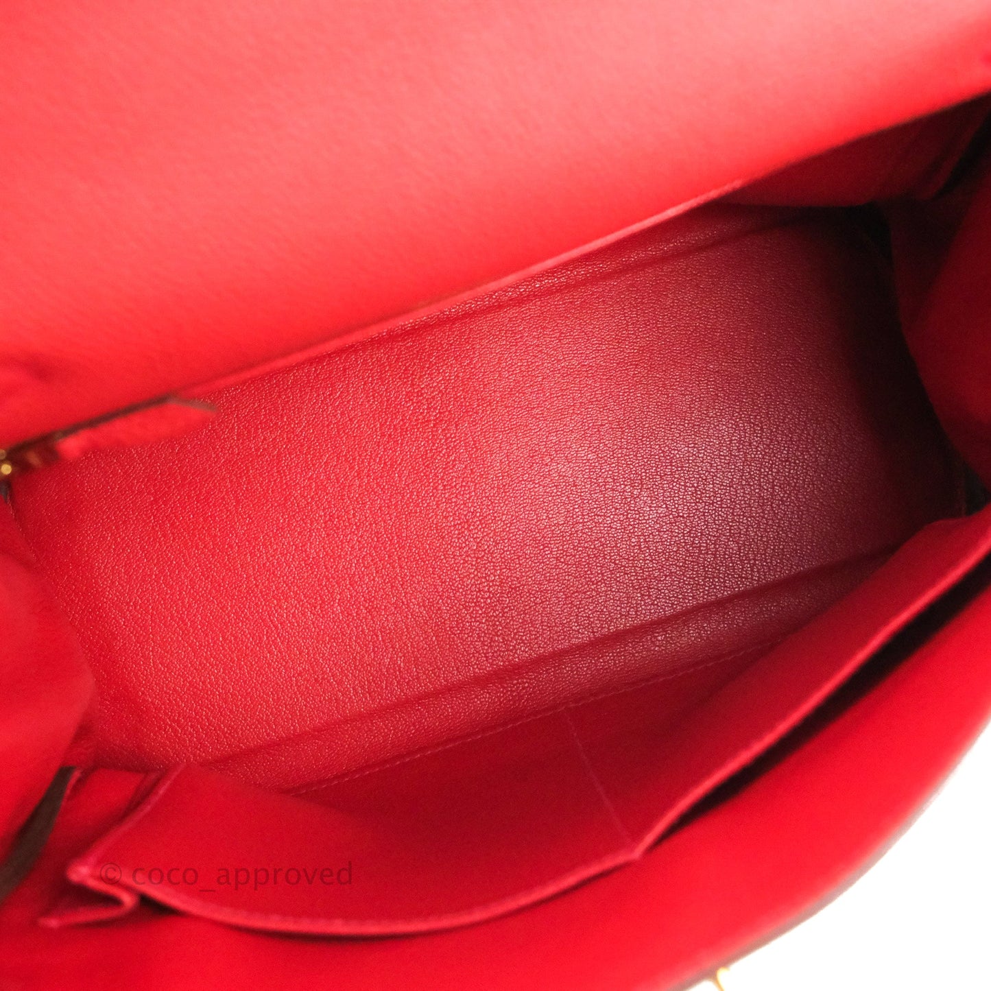 Hermès Retourne Taurillon Kelly 28 Rouge Pivoine Clemence Gold Hardware