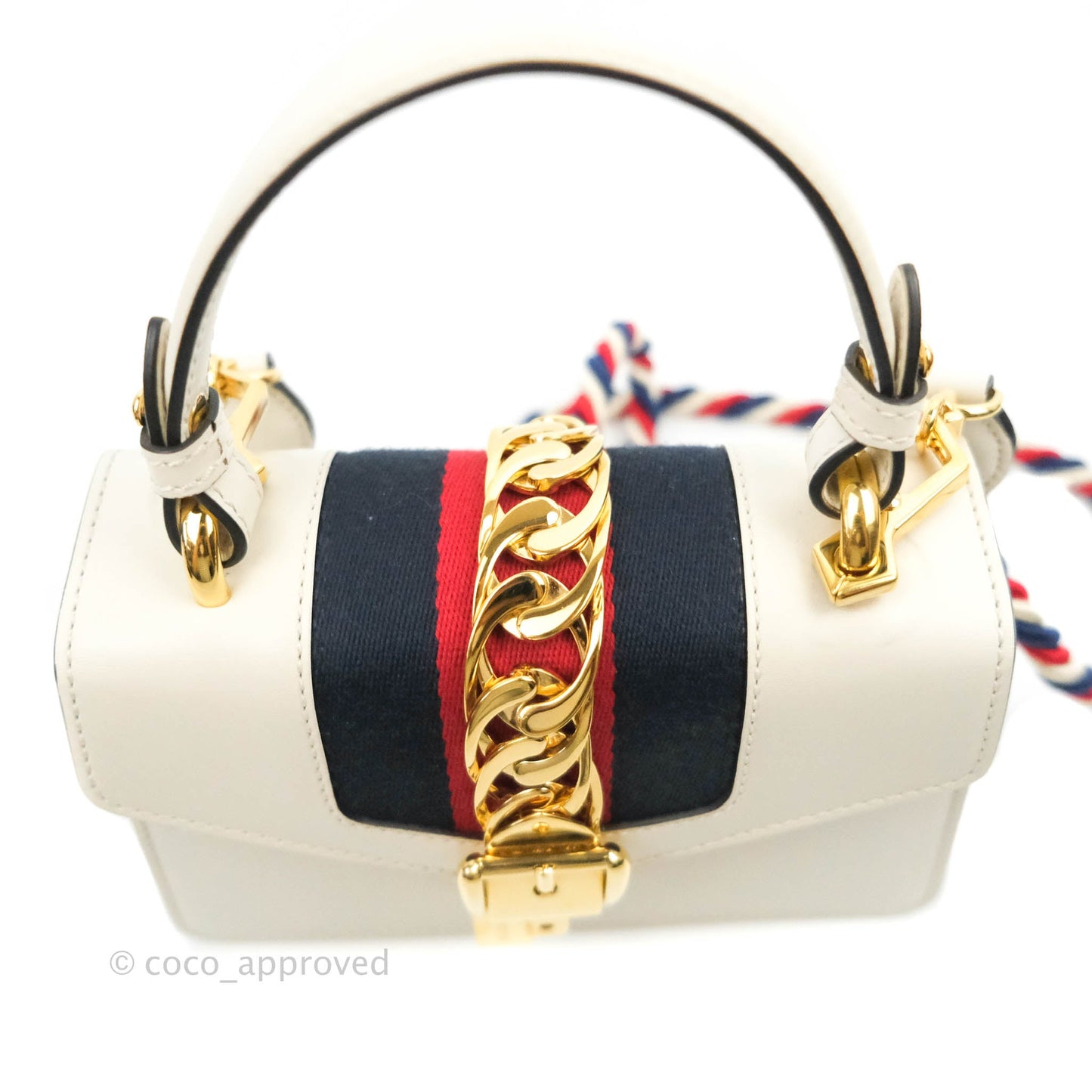Gucci Mini Sylvie Top Handle White Calfskin Shoulder Bag⁣ ⁣⁣⁣⁣⁣⁣⁣⁣⁣⁣⁣⁣⁣⁣⁣⁣With Strap