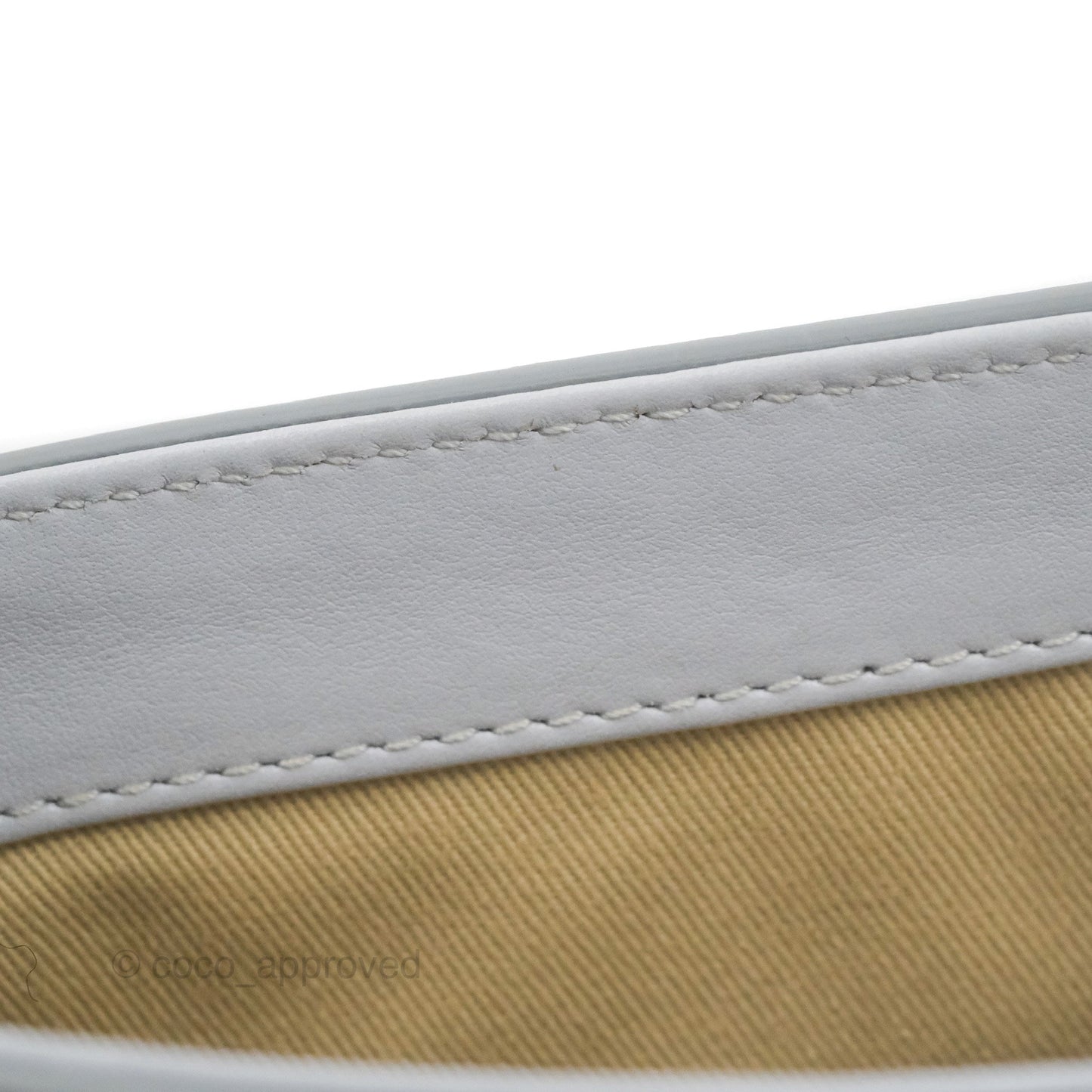 Chloé Mini C Bag Light Cloud Shiny/Suede Calfskin