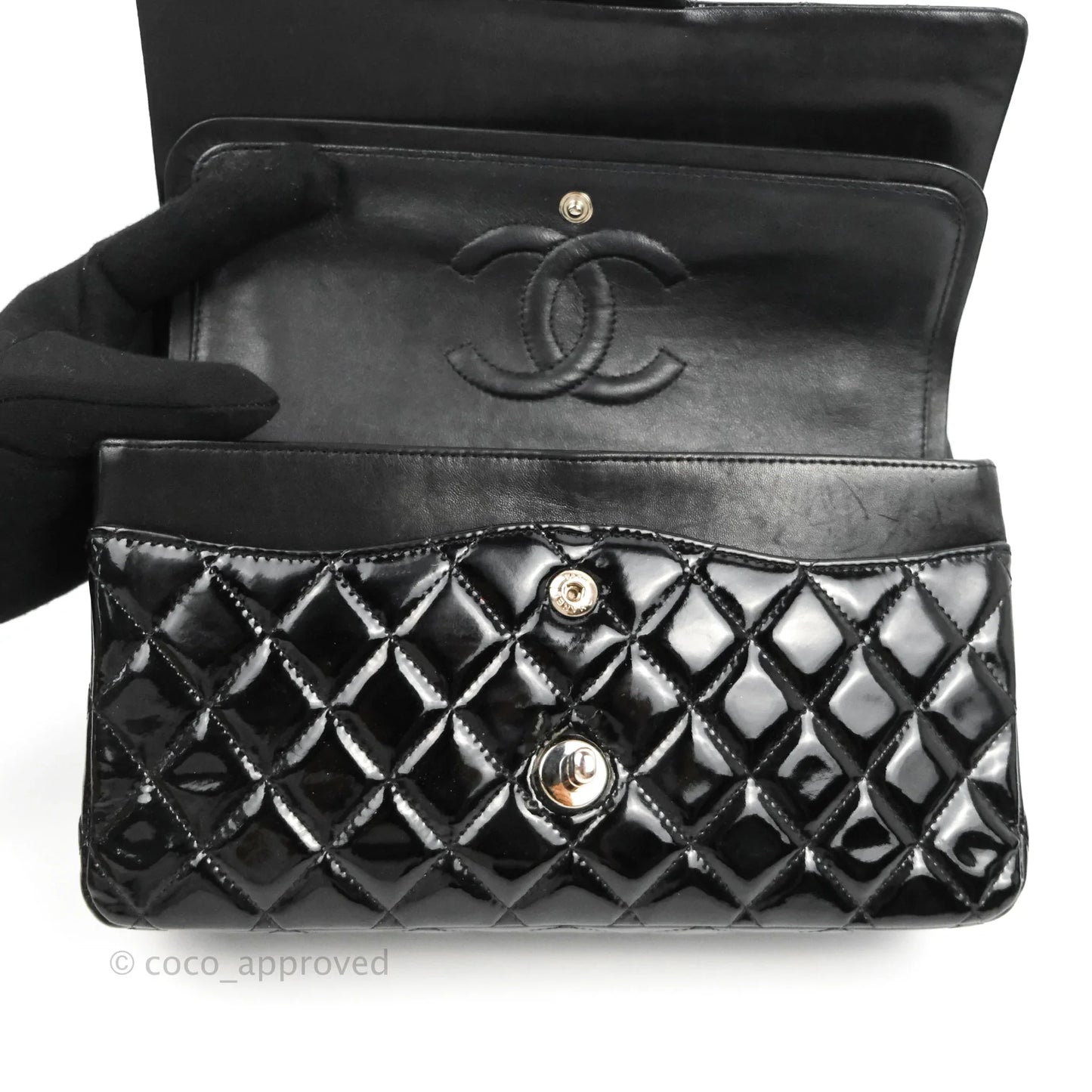 Chanel Classic Quilted M/L Medium Double Flap Black Patent Silver Hardware