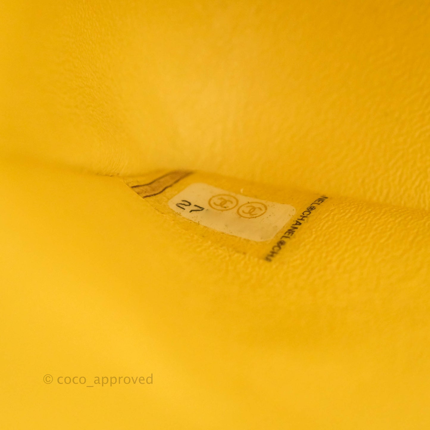 Chanel Classic M/L Medium Flap Chevron Yellow Lambskin Gold Hardware