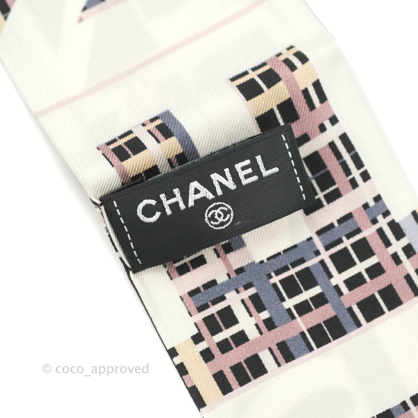 Chanel Silk Twilly in Black & White