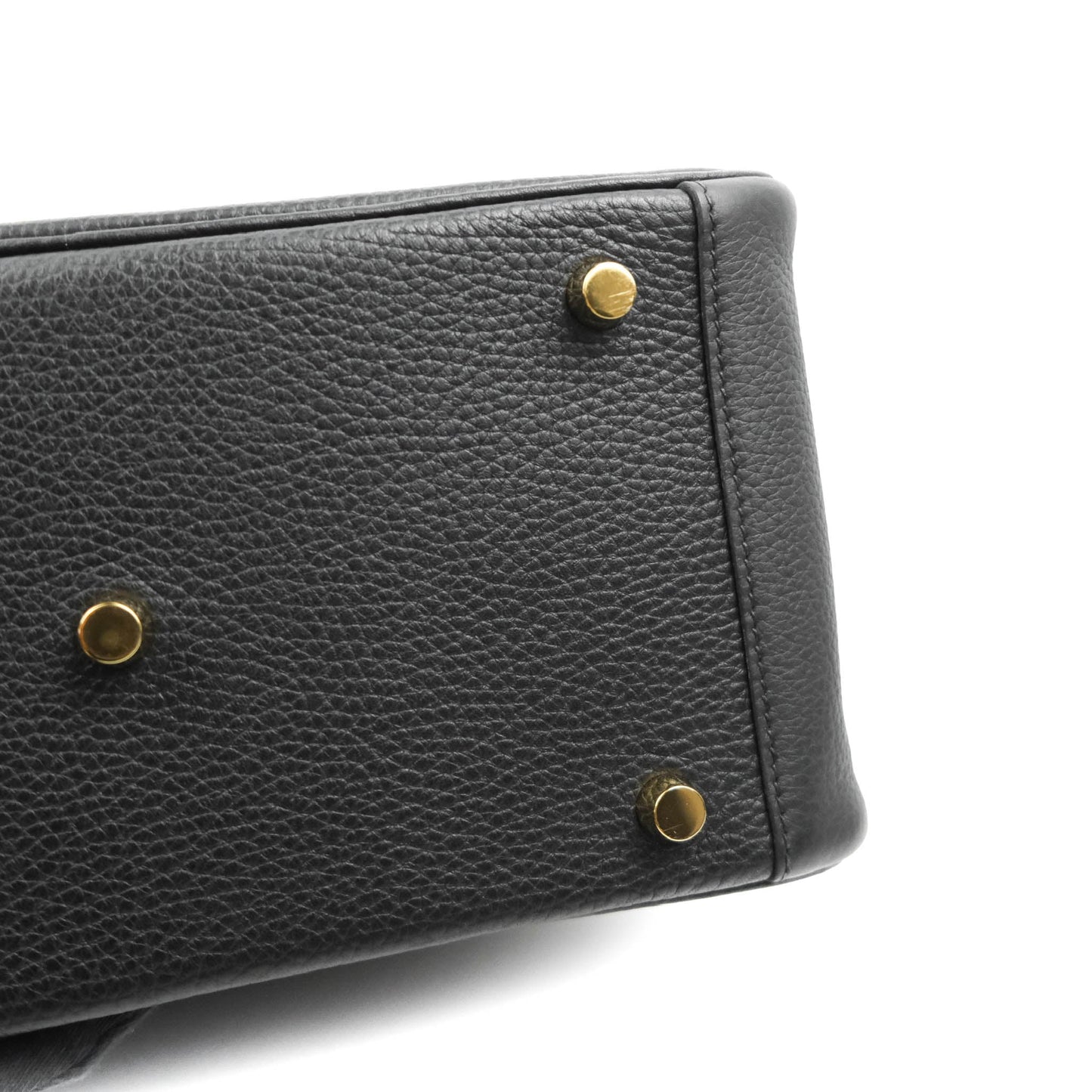 Hermès Lindy 26 Taurillion Clemence Black Gold Hardware