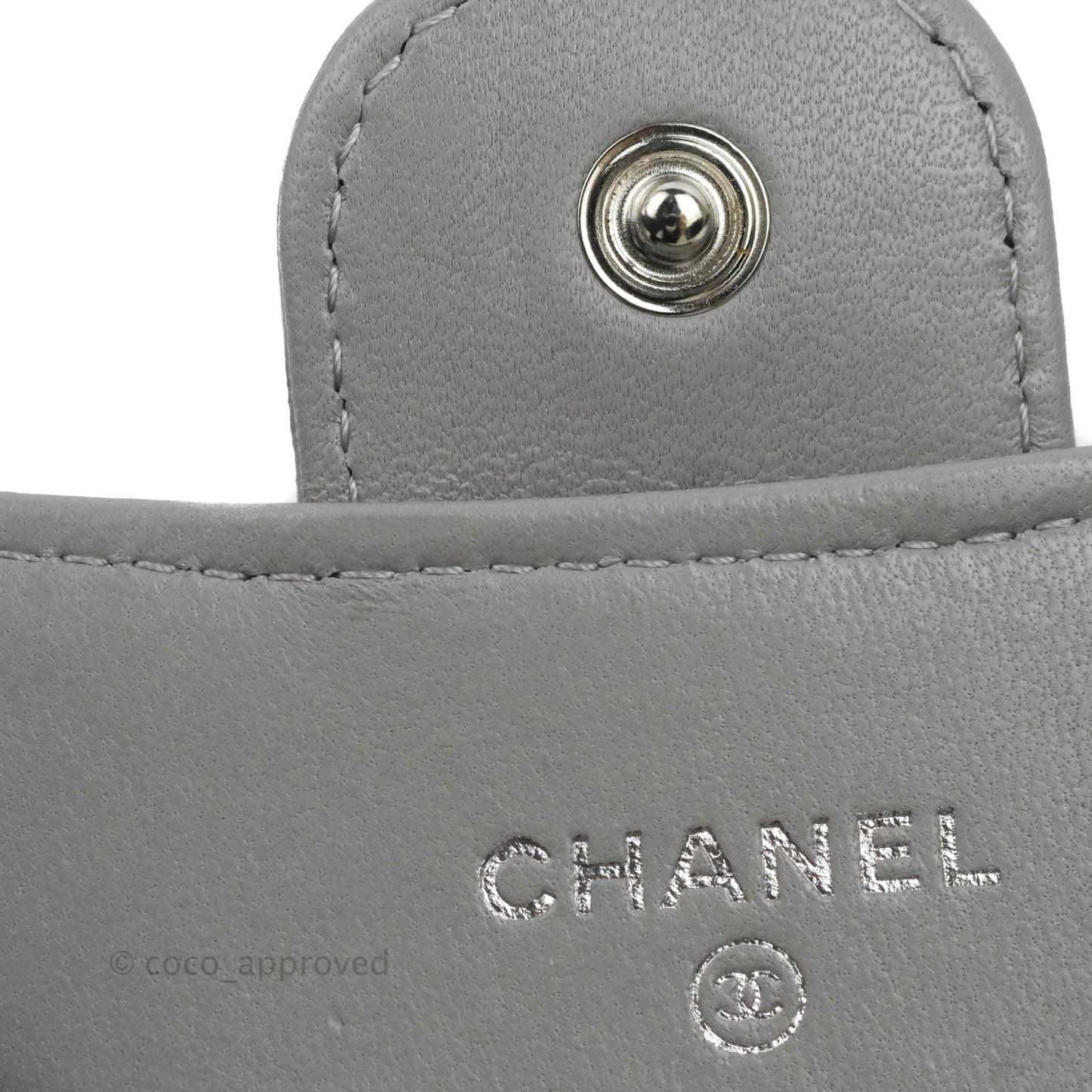 Chanel Quilted Flap Card Holder Grey Lambskin Silver Hardware