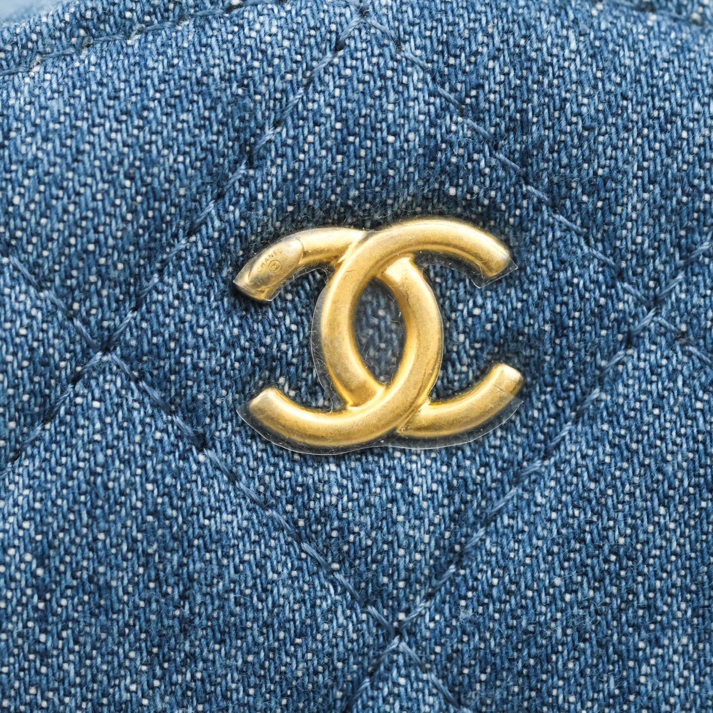 Chanel Quilted Pearl Crush Round Clutch With Chain Denim Aged Gold Hardware