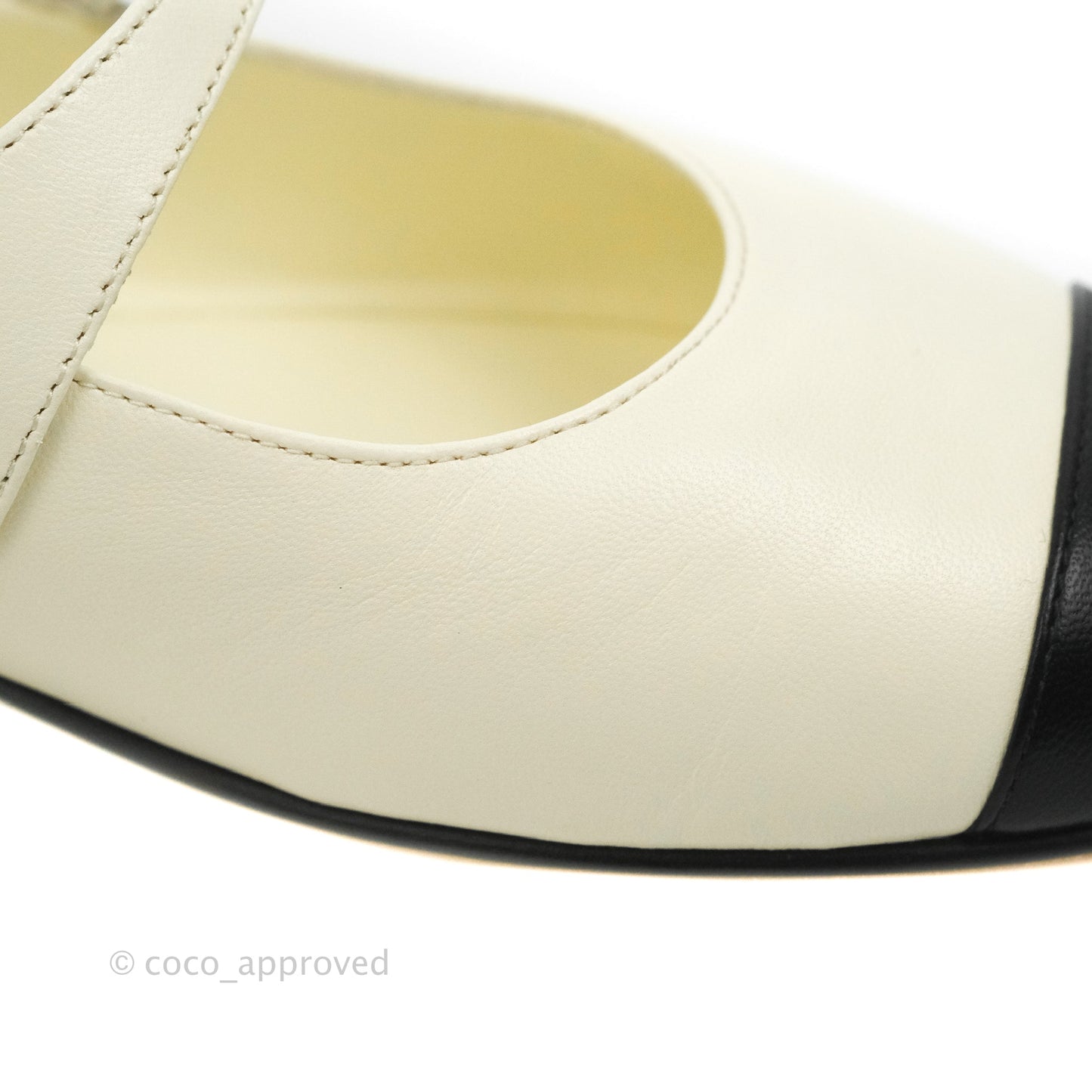 Chanel Mary Janes Flats White/Black 36.5