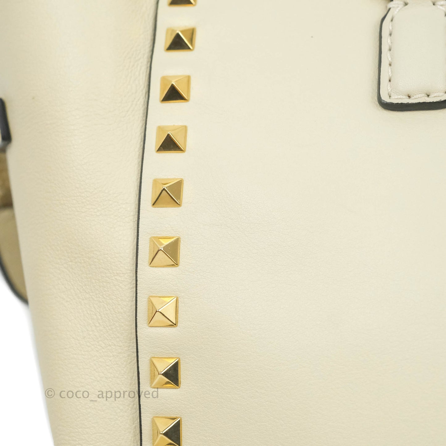 Valentino Garavani Rockstud Mini Trapeze Shoulder Bag White Calfskin Gold Hardware