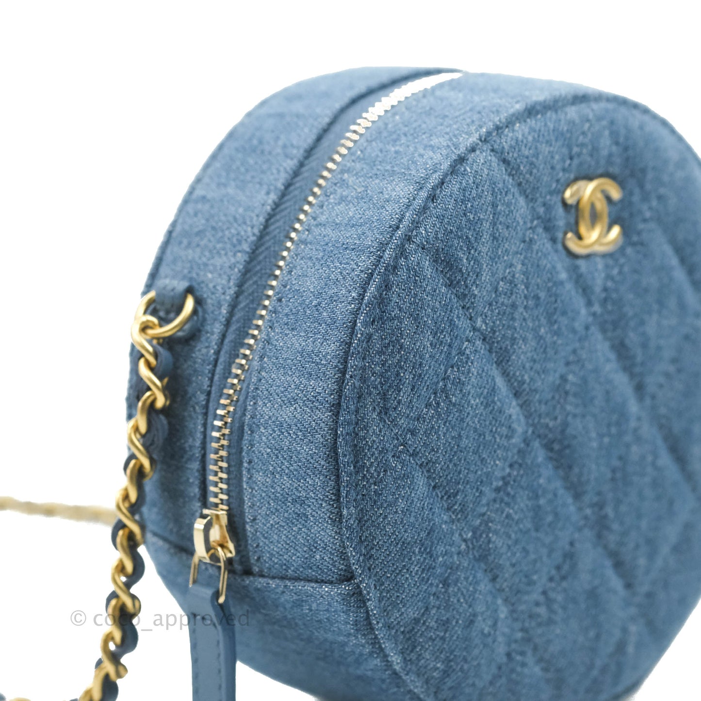 Chanel Quilted Pearl Crush Round Clutch With Chain Denim Aged Gold Hardware