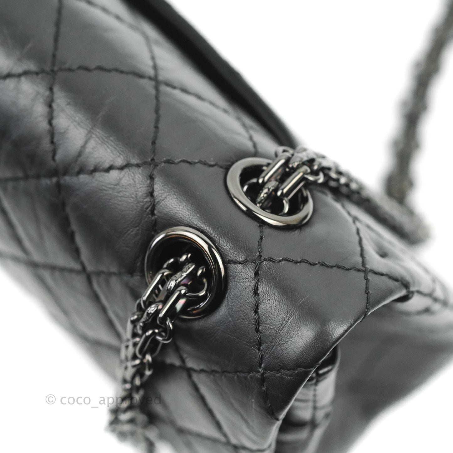 Chanel Reissue 225 Quilted Aged Calfskin So Black