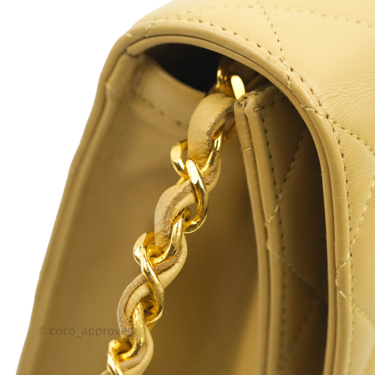Chanel Vintage Single Flap Beige Lambskin 24K Gold Hardware