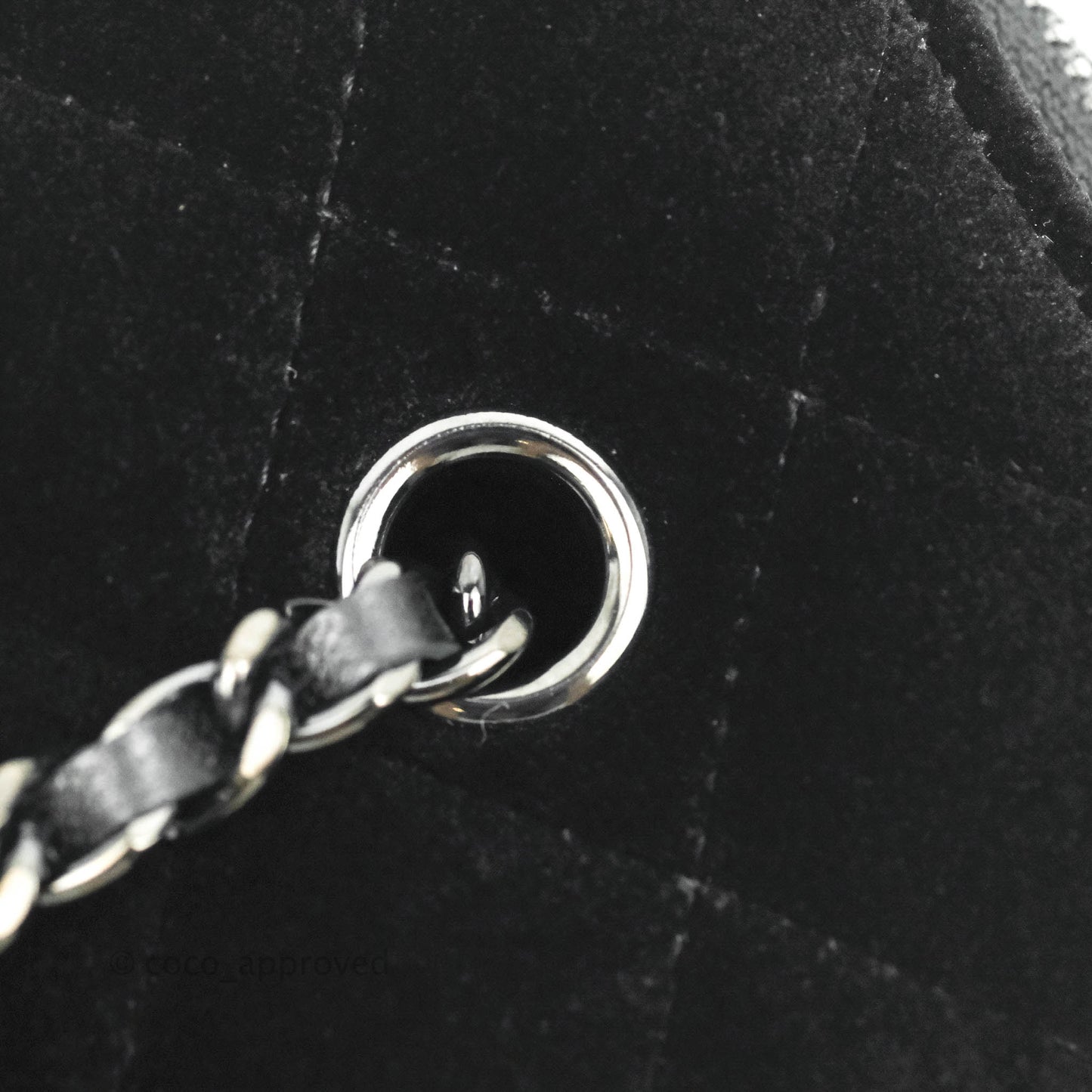 Chanel Vanity with Classic Chain Black Velvet Black Hardware