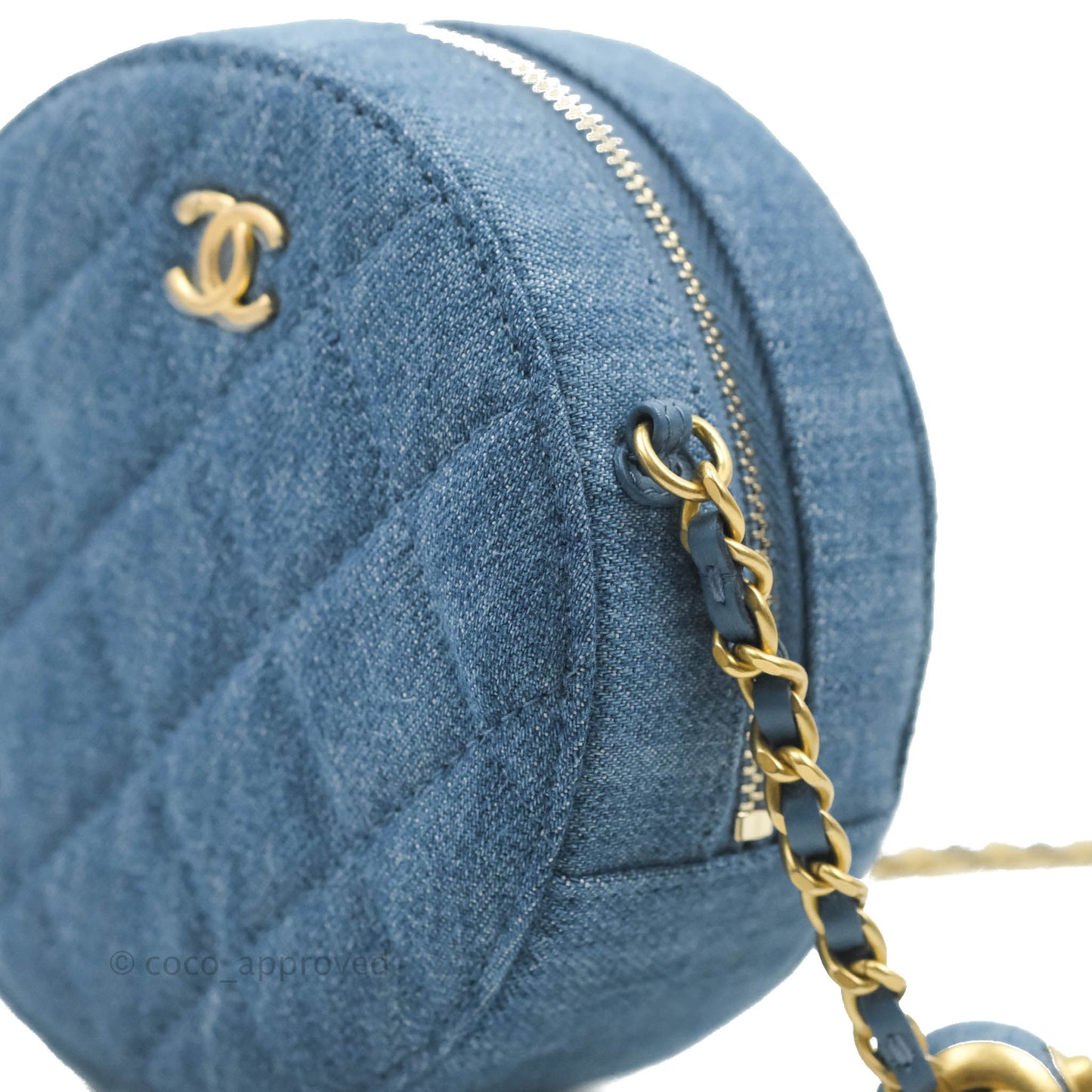Chanel Quilted Pearl Crush Round Clutch With Chain Denim Aged Gold Hardware