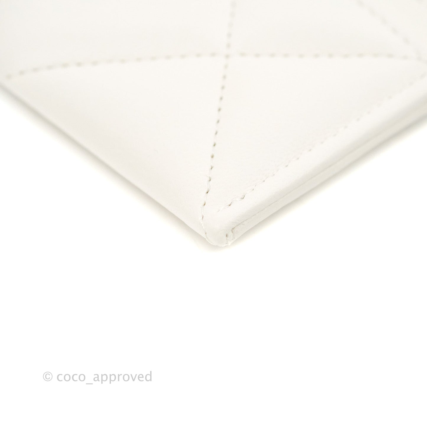 Chanel 19 Quilted Flat Card Holder White Lambskin